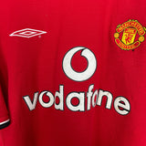 Shop 2000/02 MANCHESTER UNITED BECKHAM #7 HOME SHIRT (XL) UMBRO, classic football shirts, vintage football shirts & retro soccer jerseys at Cult Kits