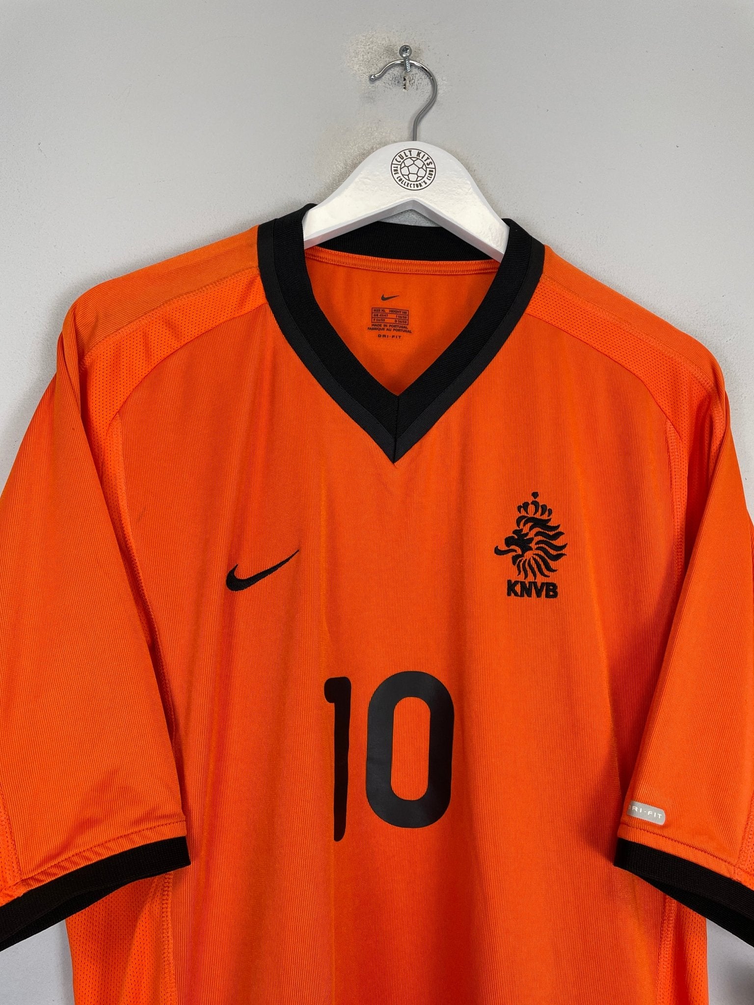 Shop 2000/02 NETHERLANDS BERGKAMP #10 *BNWT* HOME SHIRT (XL) NIKE, classic football shirts, vintage football shirts & retro soccer jerseys at Cult Kits