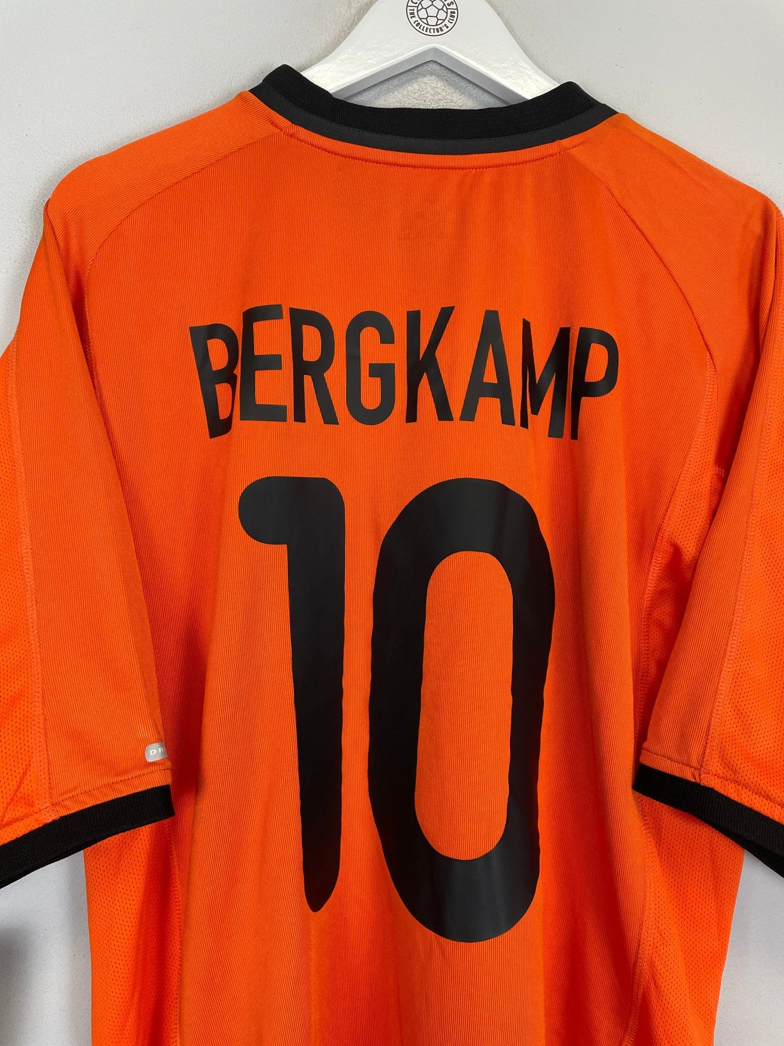 Shop 2000/02 NETHERLANDS BERGKAMP #10 *BNWT* HOME SHIRT (XL) NIKE, classic football shirts, vintage football shirts & retro soccer jerseys at Cult Kits