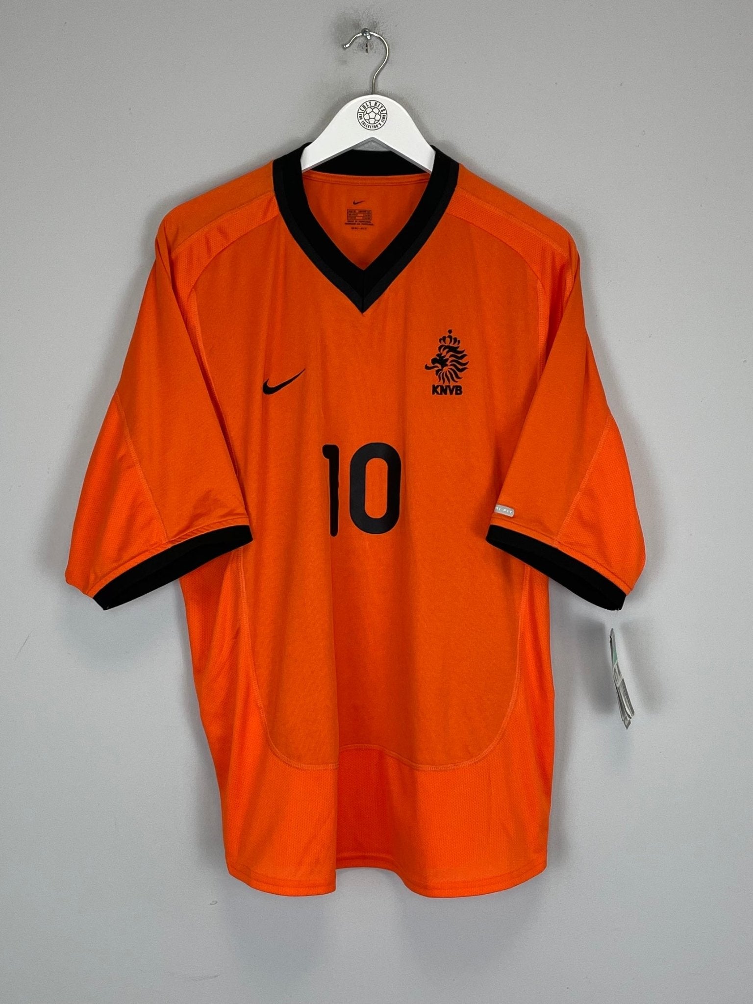 Shop 2000/02 NETHERLANDS BERGKAMP #10 *BNWT* HOME SHIRT (XL) NIKE, classic football shirts, vintage football shirts & retro soccer jerseys at Cult Kits