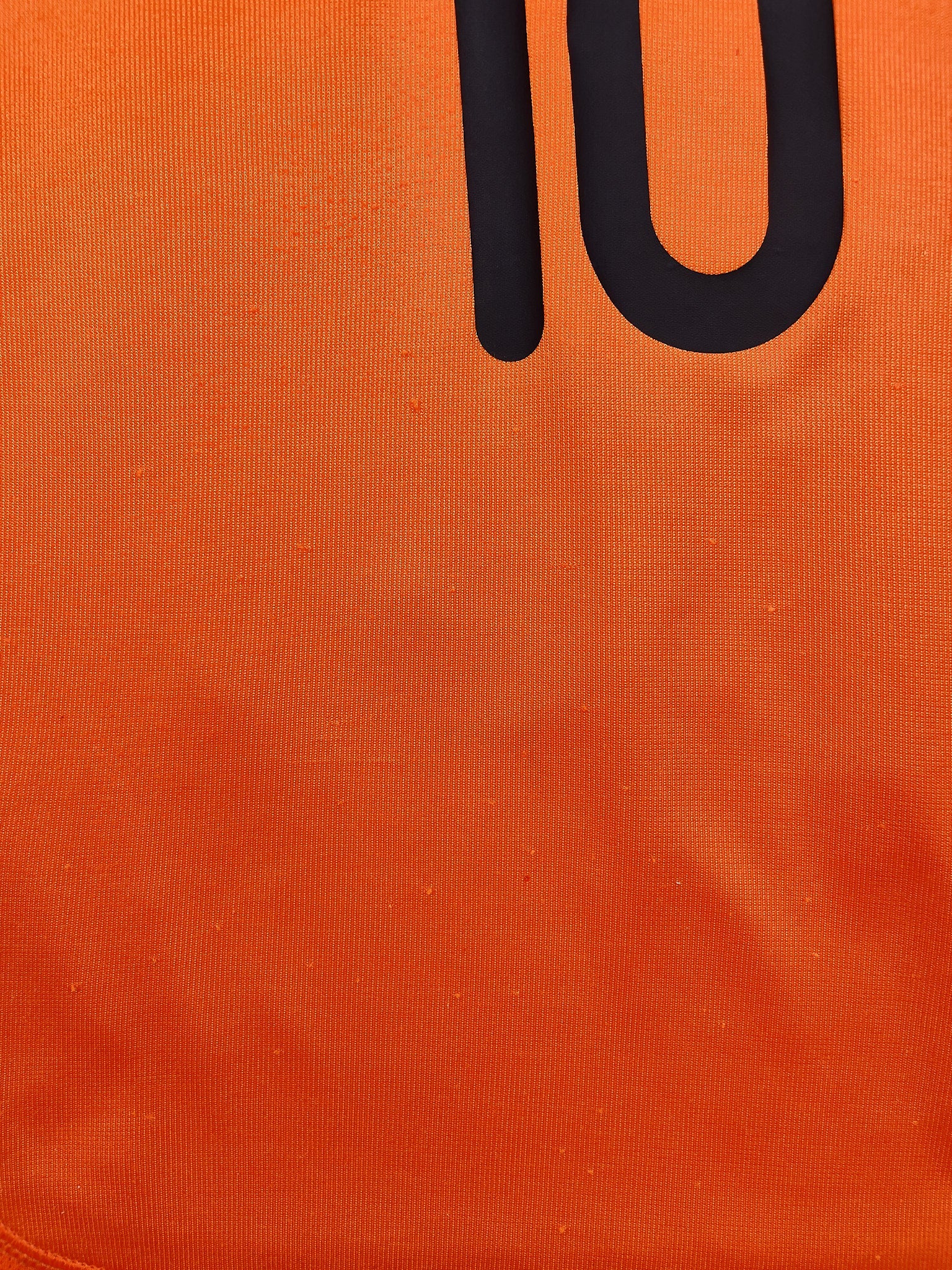 Buy 2000/02 Netherlands Bergkamp 10 Home Shirt (S) Nike ~ Free worldwide shipping ~ Authentic Vintage Football Shirts from Cult Kits