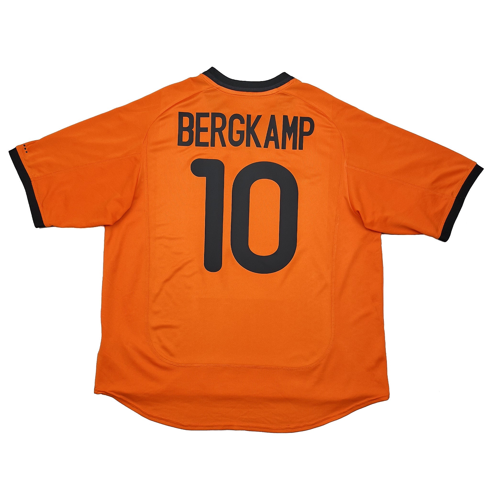 Buy 2000/02 Netherlands Bergkamp 10 Home Shirt (XL) Nike ~ Free worldwide shipping ~ Authentic Vintage Football Shirts from Cult Kits