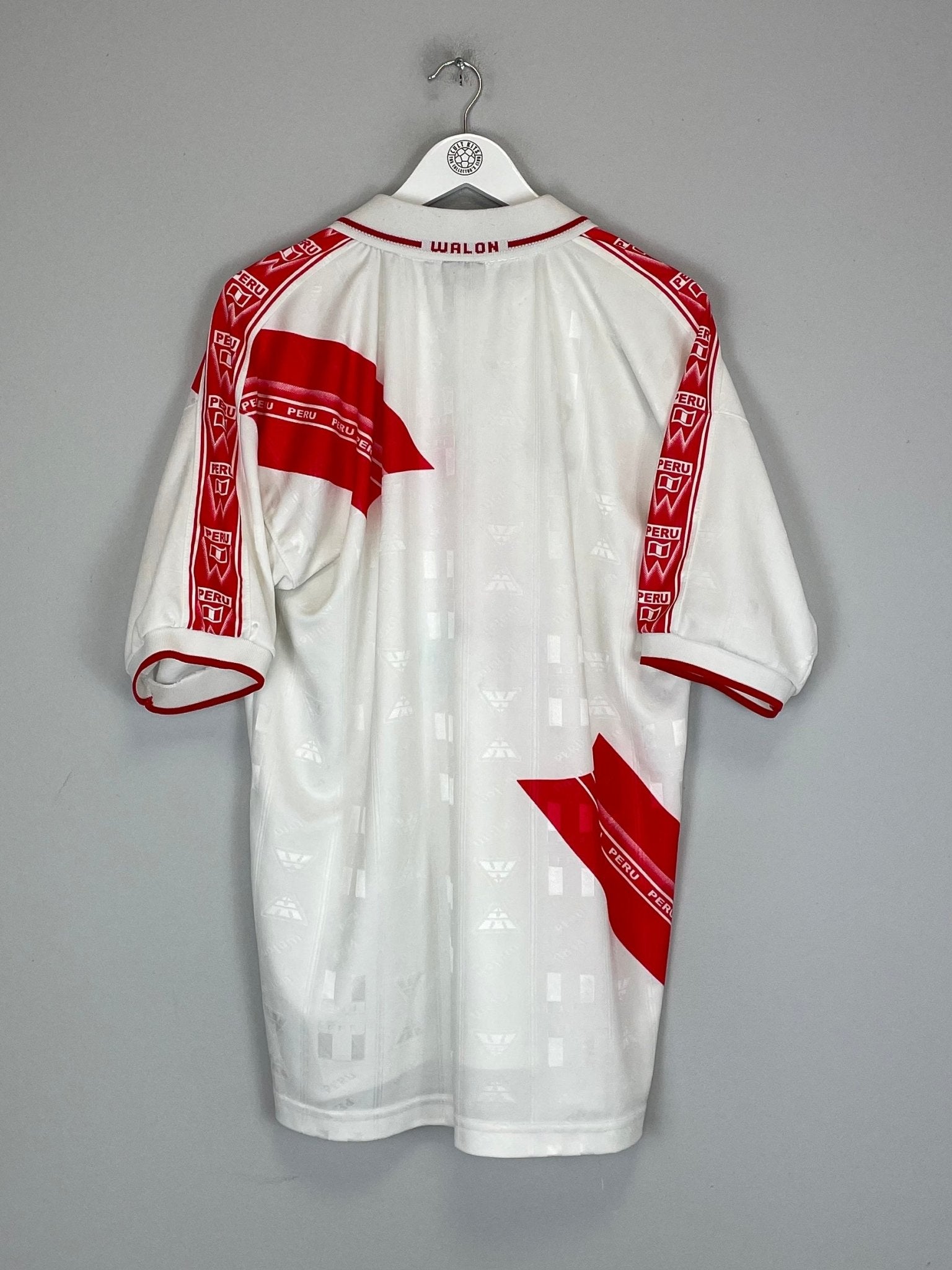 Shop 2000/02 PERU HOME SHIRT (L) WALON, classic football shirts, vintage football shirts & retro soccer jerseys at Cult Kits