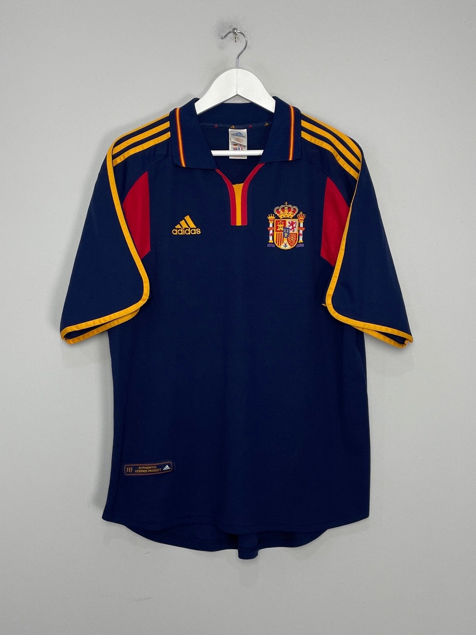 Shop 2000/02 SPAIN AWAY SHIRT (L) ADIDAS, classic football shirts, vintage football shirts & retro soccer jerseys at Cult Kits