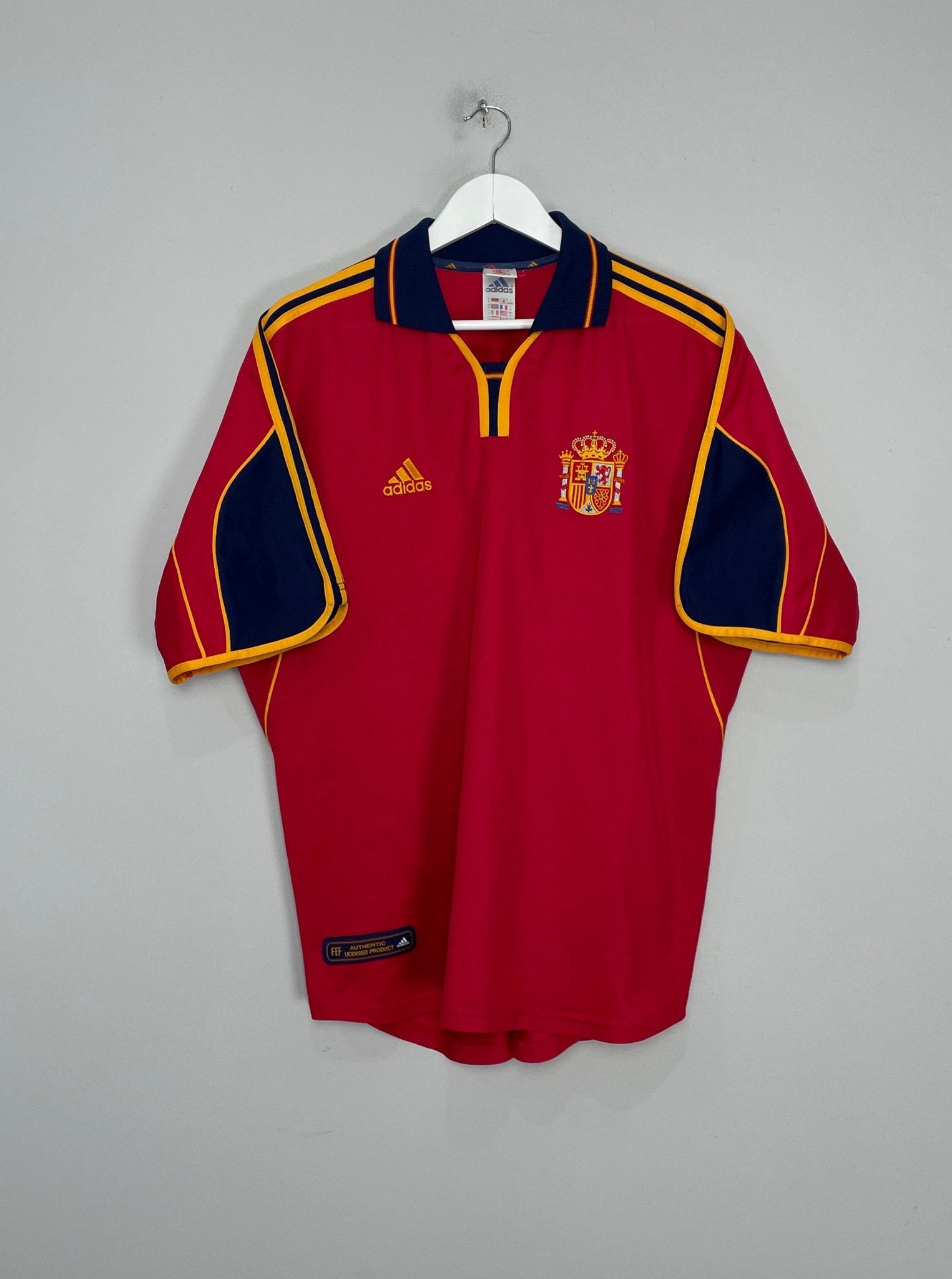 Shop 2000/02 SPAIN HOME SHIRT (XL) ADIDAS, classic football shirts, vintage football shirts & retro soccer jerseys at Cult Kits