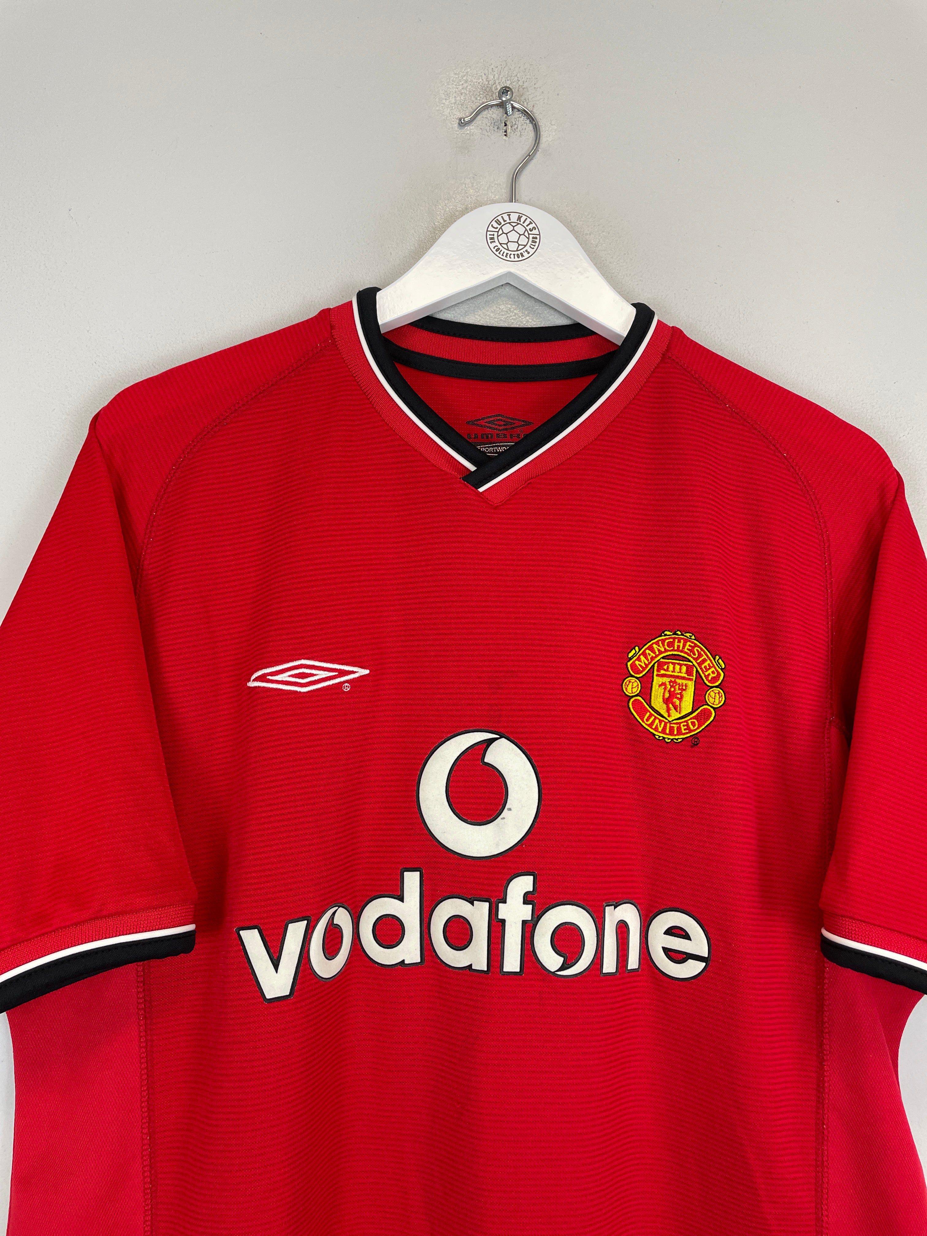 2000_01_MANCHESTER_UNITED_SOLSKJAER_20_HOME_SHIRT_L_UMBRO_VODAPHONE CLOSEUP COLLAR