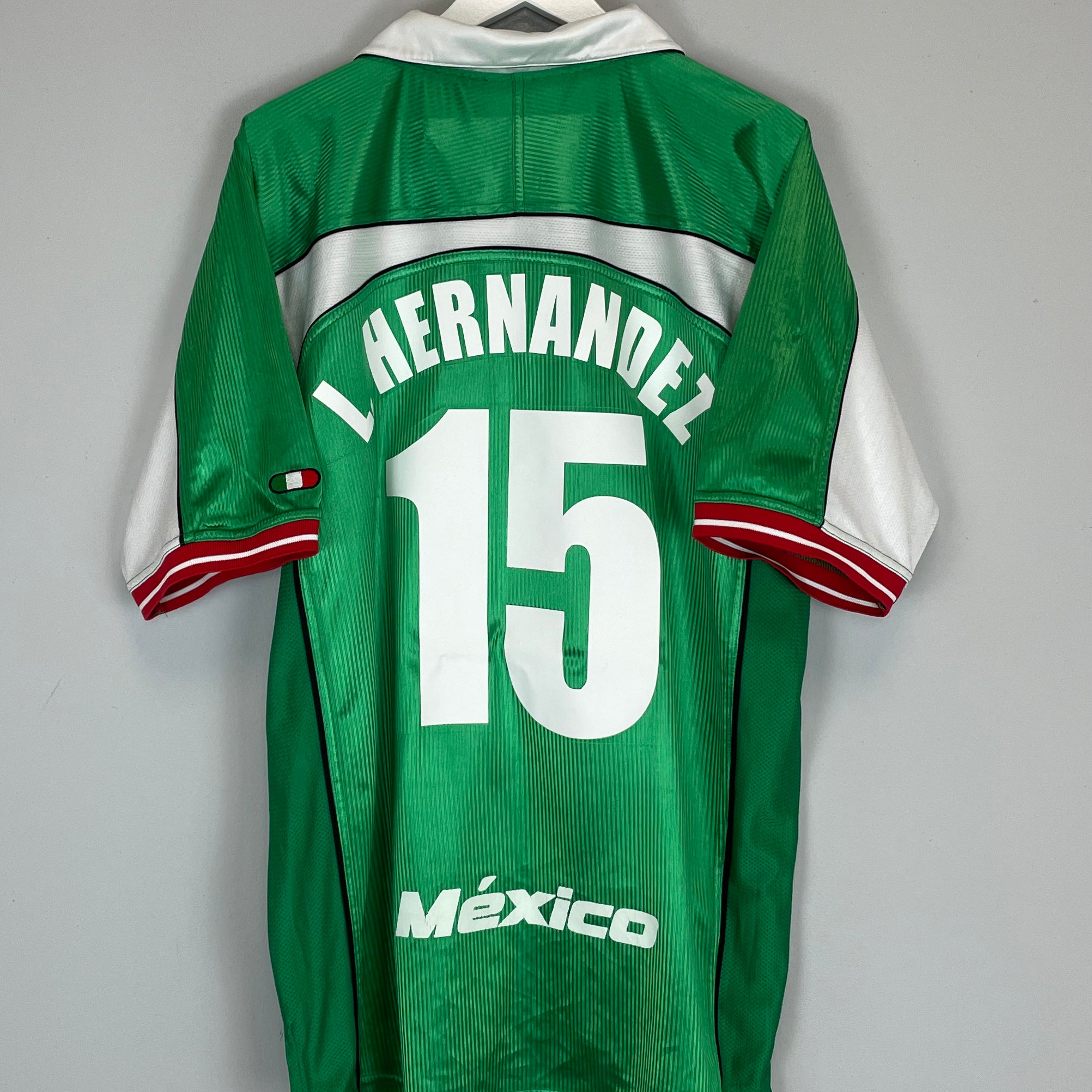 Shop 2000/01 MEXICO L.HERNANDEZ #15 HOME SHIRT (XL) ATLETICA, classic football shirts, vintage football shirts & retro soccer jerseys at Cult Kits