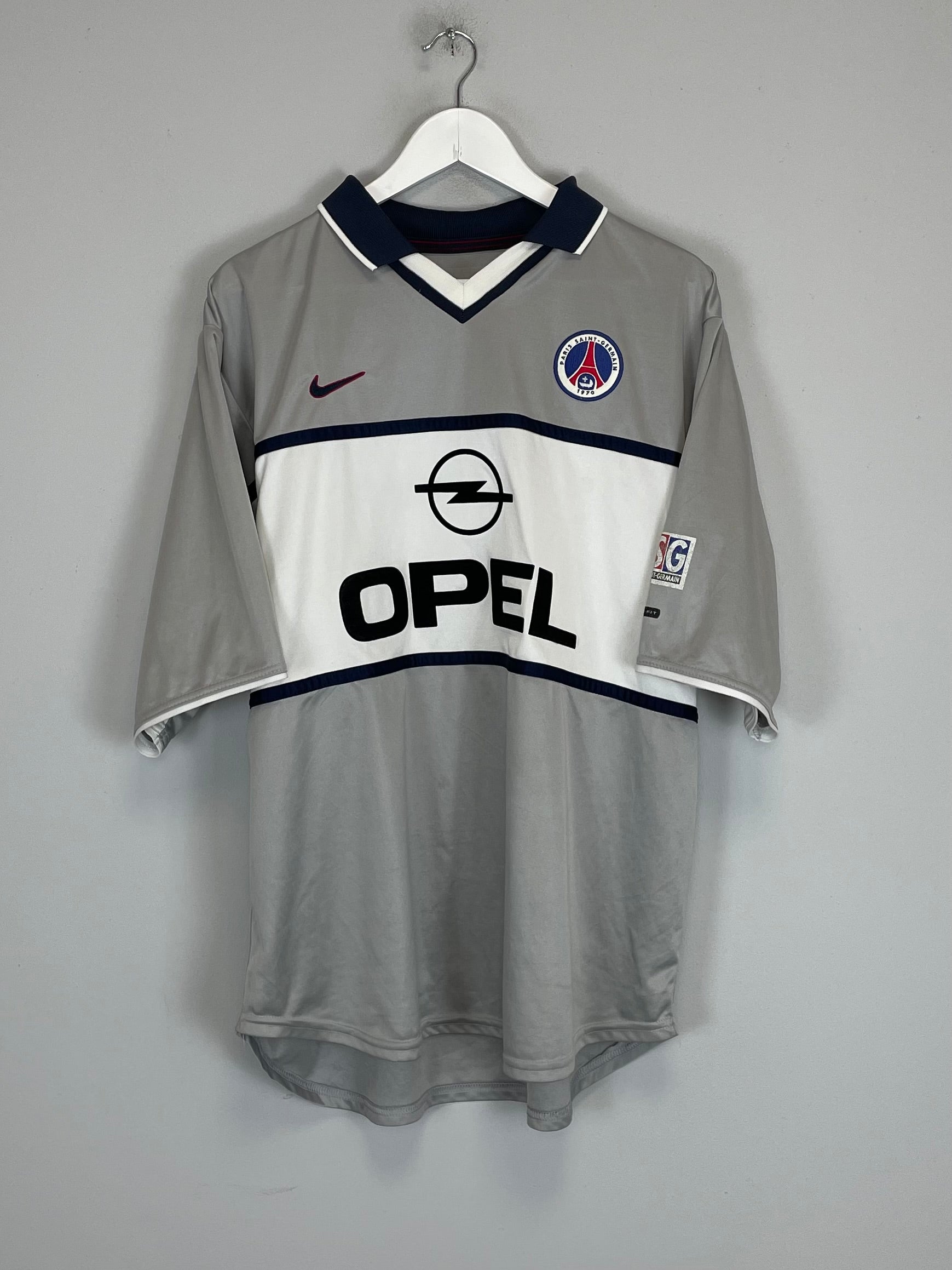 Shop 2000/01 PSG AWAY SHIRT (XL) NIKE, classic football shirts, vintage football shirts & retro soccer jerseys at Cult Kits