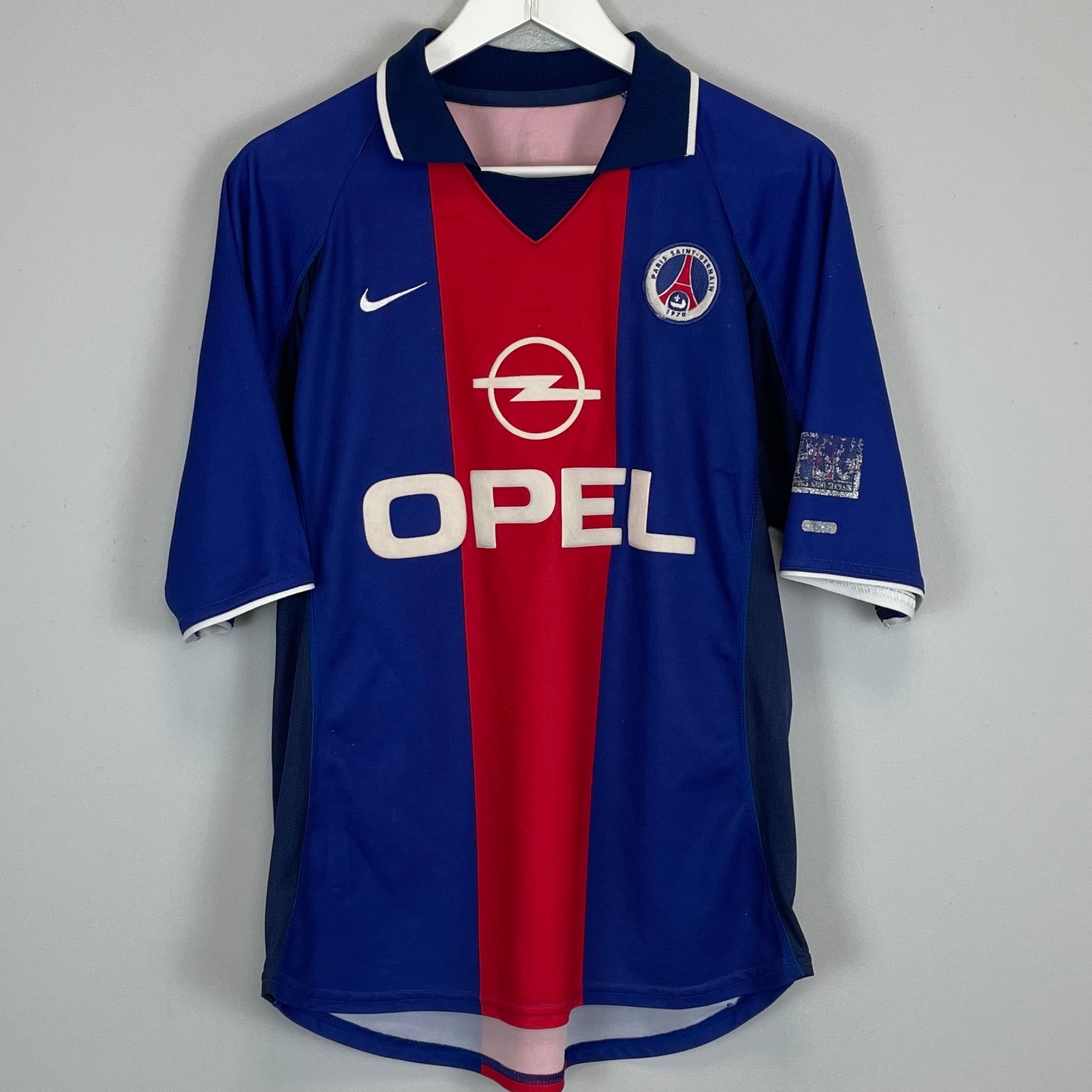 Shop 2000/01 PSG HOME SHIRT (M) NIKE, classic football shirts, vintage football shirts & retro soccer jerseys at Cult Kits