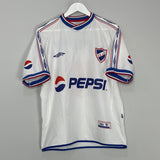Shop 2001 CLUB NACIONAL #10 HOME SHIRT (M) UMBRO, classic football shirts, vintage football shirts & retro soccer jerseys at Cult Kits