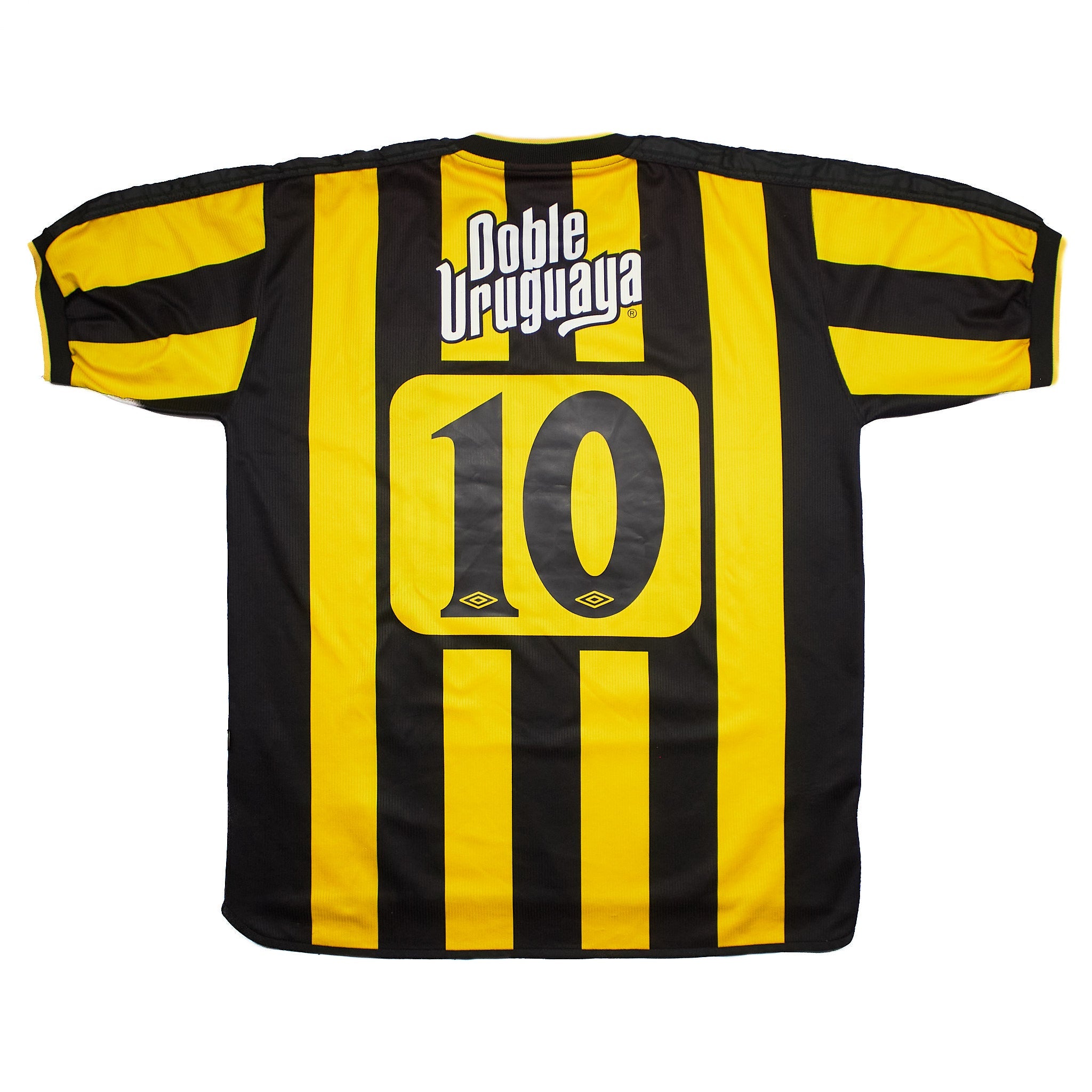 Buy 2001 Penarol 10 Home Shirt (XL) Umbro ~ Free worldwide shipping ~ Authentic Vintage Football Shirts from Cult Kits