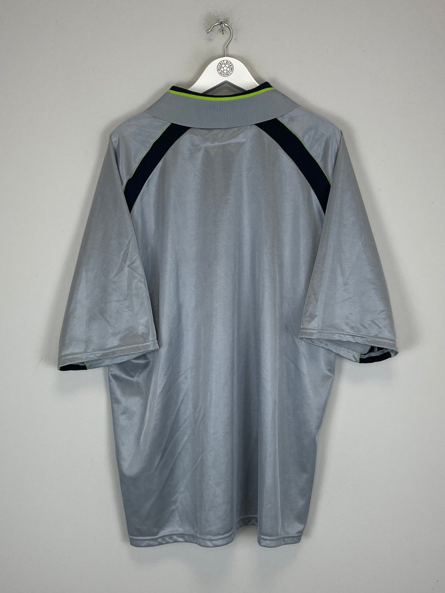 2001/02 ASTON VILLA AWAY SHIRT (XXL) DIADORA - Cult Kits - XXL - Buy Vintage Football Shirts, Authentic Retro Football Shirts For Sale, Classic Football Shirts & Soccer Jersey