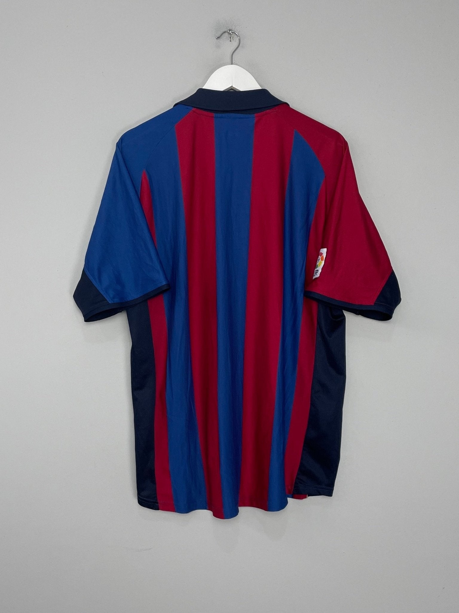 Shop 2001/02 BARCELONA HOME SHIRT (XL) NIKE, classic football shirts, vintage football shirts & retro soccer jerseys at Cult Kits
