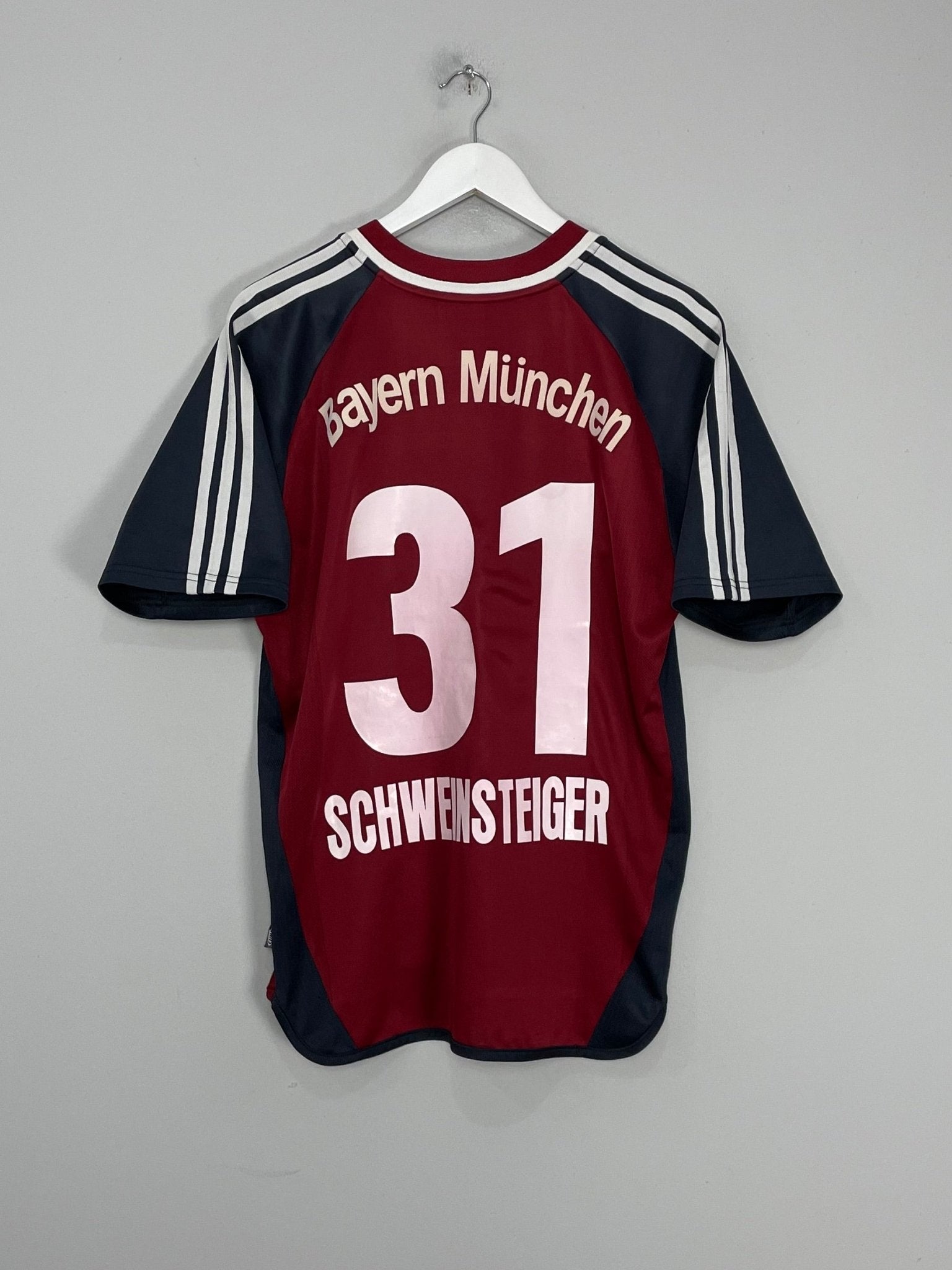 Shop 2001/02 BAYERN MUNICH SCHWEINSTEIGER #31 HOME SHIRT (M) ADIDAS, classic football shirts, vintage football shirts & retro soccer jerseys at Cult Kits