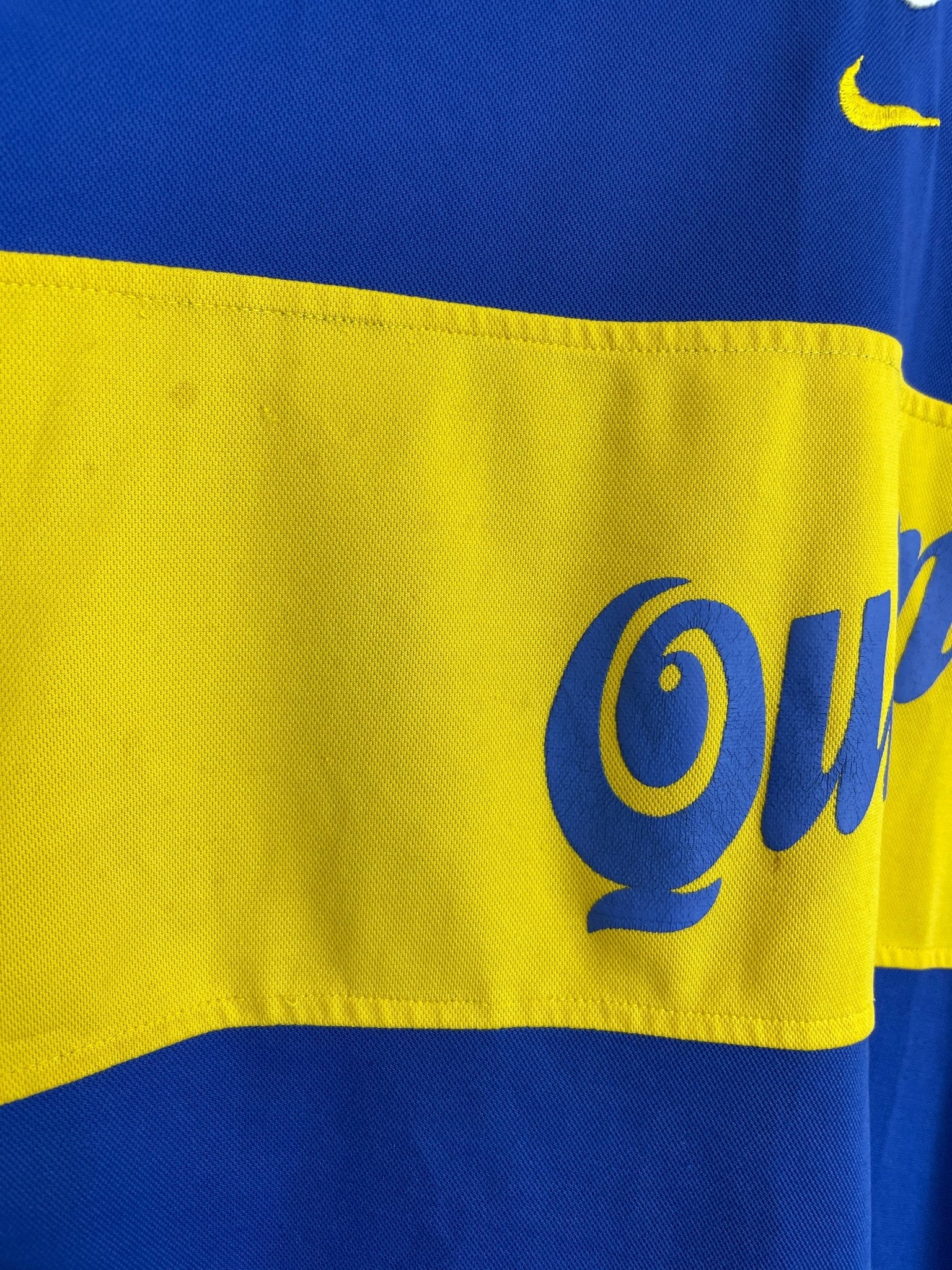 Shop 2001/02 BOCA JUNIORS HOME SHIRT (L) NIKE, classic football shirts, vintage football shirts & retro soccer jerseys at Cult Kits