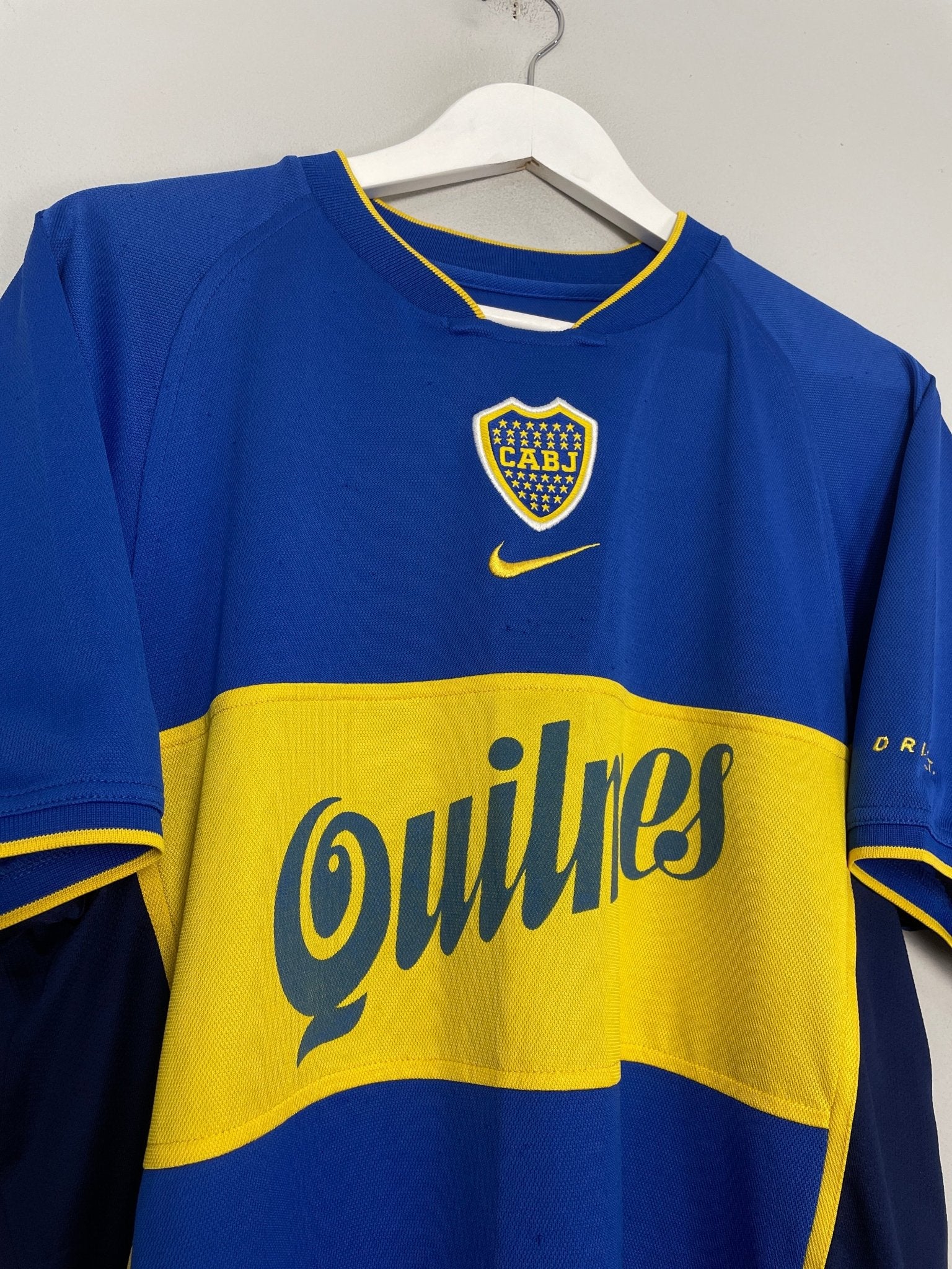 Shop 2001/02 BOCA JUNIORS HOME SHIRT (L) NIKE, classic football shirts, vintage football shirts & retro soccer jerseys at Cult Kits
