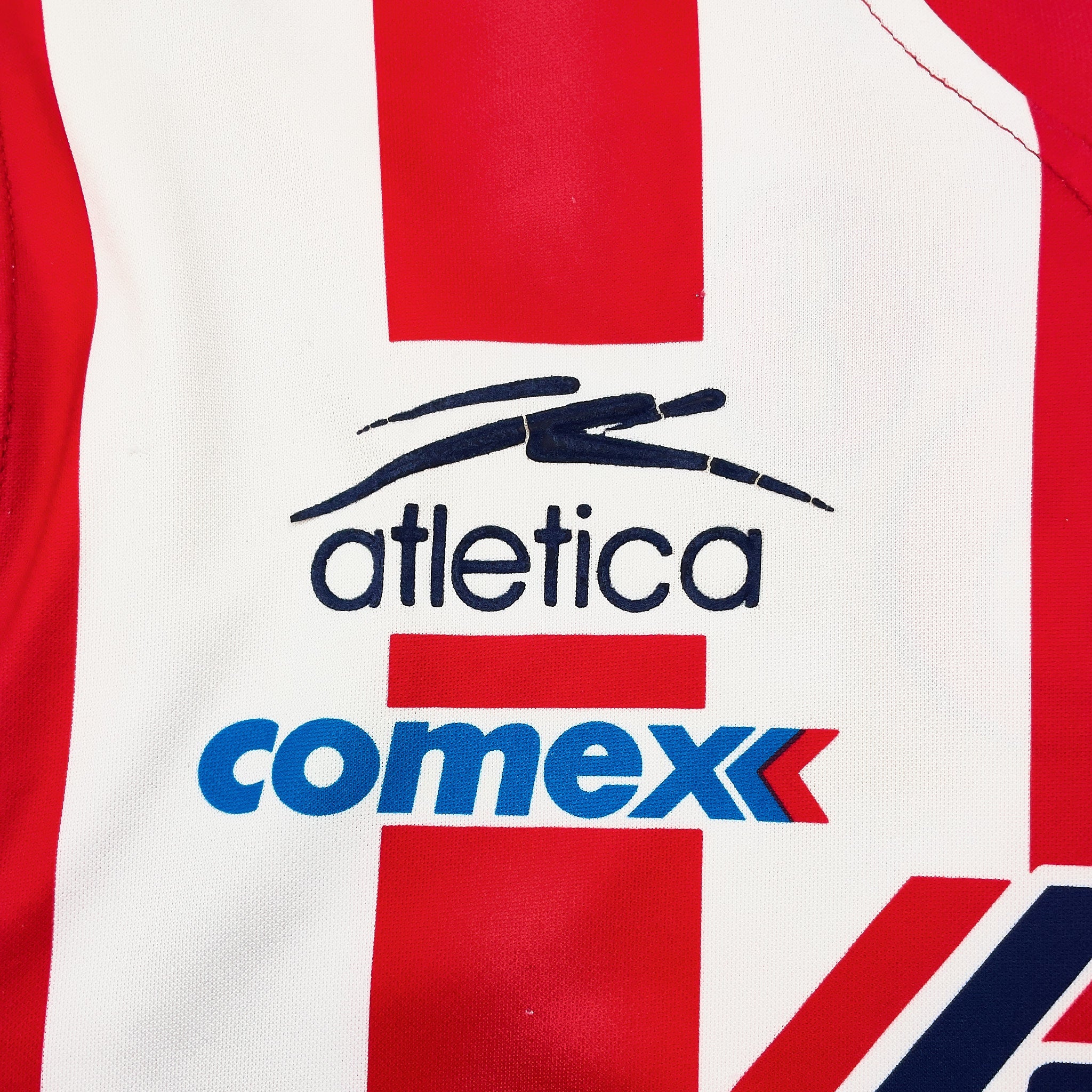 Buy 2001/02 Chivas Guadalajara Home Shirt (M) Atletica ~ Free worldwide shipping available ~ Authentic Vintage Football Shirts from Cult Kits