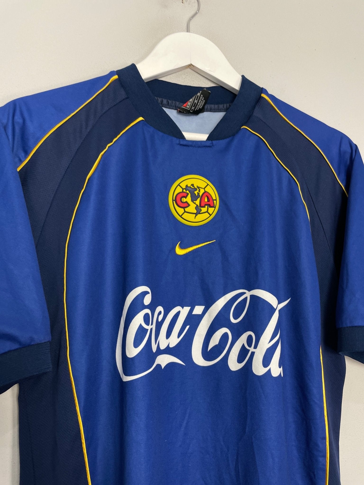 Shop 2001/02 CLUB AMERICA AWAY SHIRT (M) NIKE, classic football shirts, vintage football shirts & retro soccer jerseys at Cult Kits