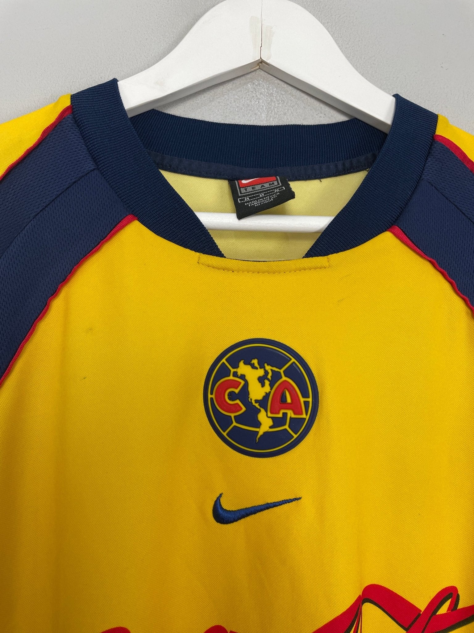 Shop 2001/02 CLUB AMERICA HOME SHIRT (M) NIKE, classic football shirts, vintage football shirts & retro soccer jerseys at Cult Kits
