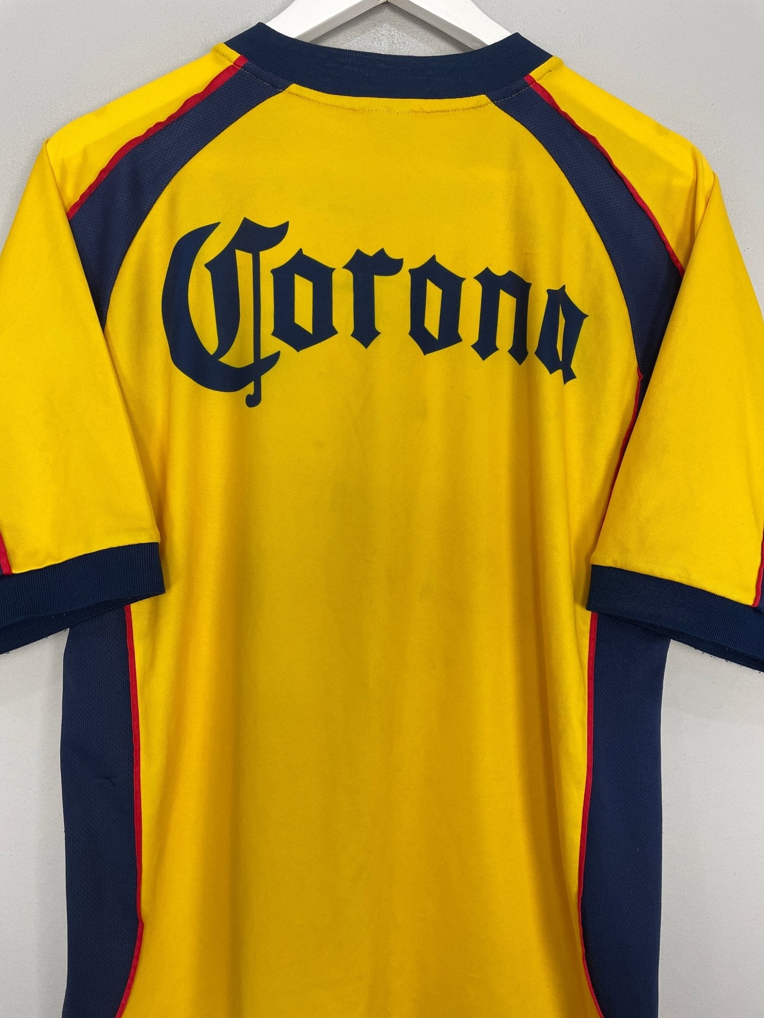 Shop 2001/02 CLUB AMERICA HOME SHIRT (M) NIKE, classic football shirts, vintage football shirts & retro soccer jerseys at Cult Kits