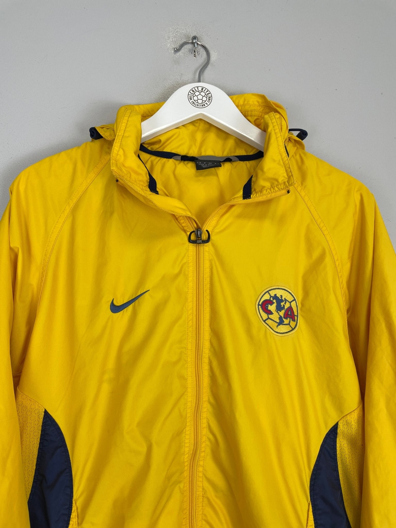Shop 2001/02 CLUB AMERICA TRACK JACKET (S) NIKE, classic football shirts, vintage football shirts & retro soccer jerseys at Cult Kits