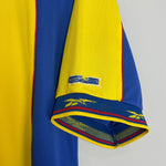 Shop 2001/02 COLOMBIA HOME SHIRT (L) REEBOK, classic football shirts, vintage football shirts & retro soccer jerseys at Cult Kits