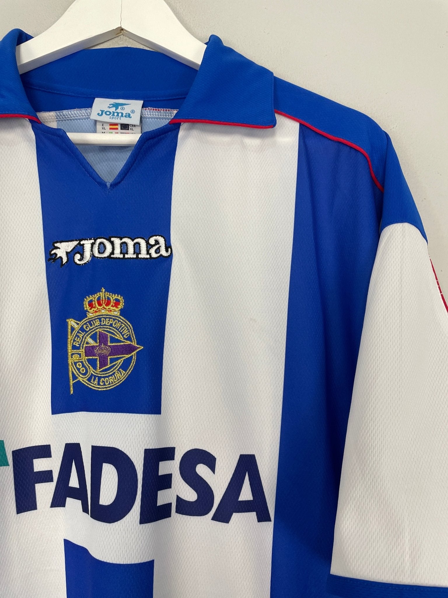 Shop 2001/02 DEPORTIVO LA CORUNA DJALMINHA #8 HOME SHIRT (XL) JOMA, classic football shirts, vintage football shirts & retro soccer jerseys at Cult Kits