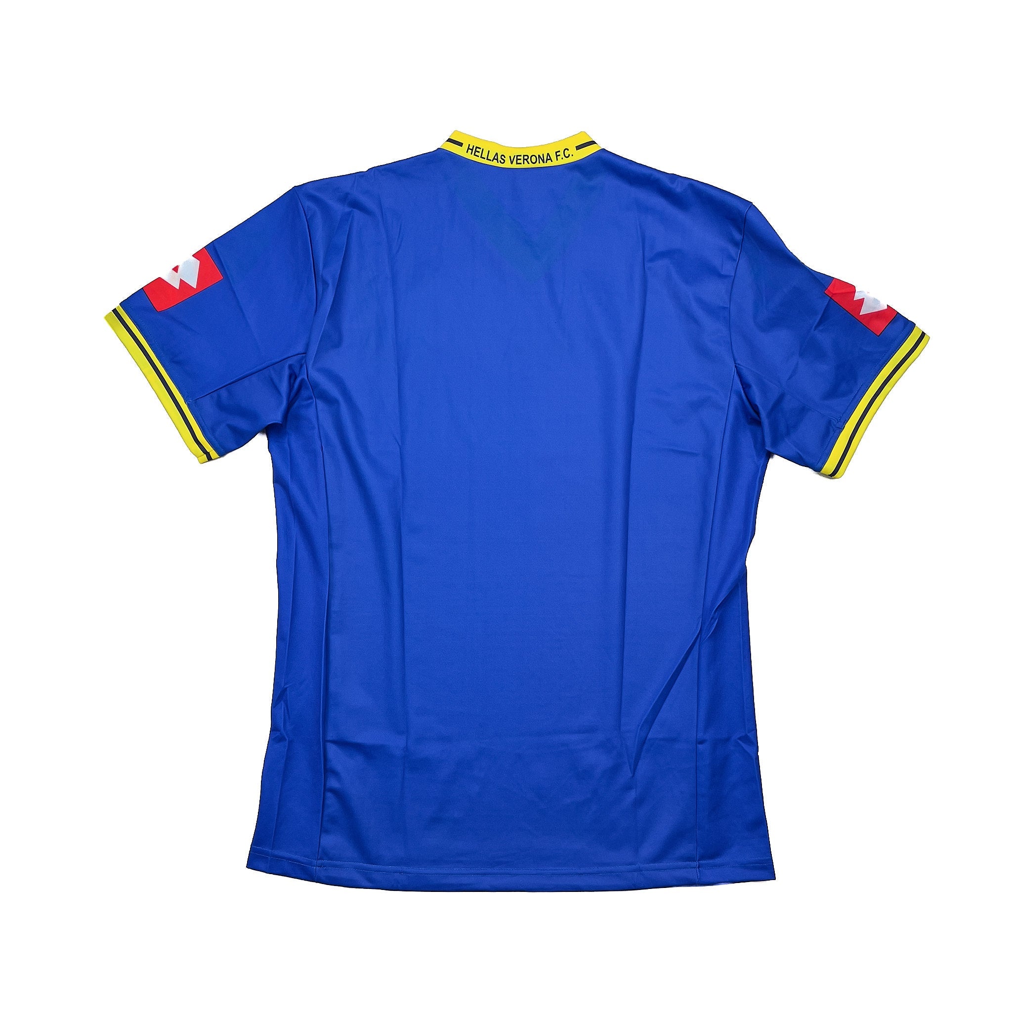 Buy 2001/02 Hellas Verona Home Shirt (XL) Lotto ~ Free worldwide shipping ~ Authentic Vintage Football Shirts from Cult Kits