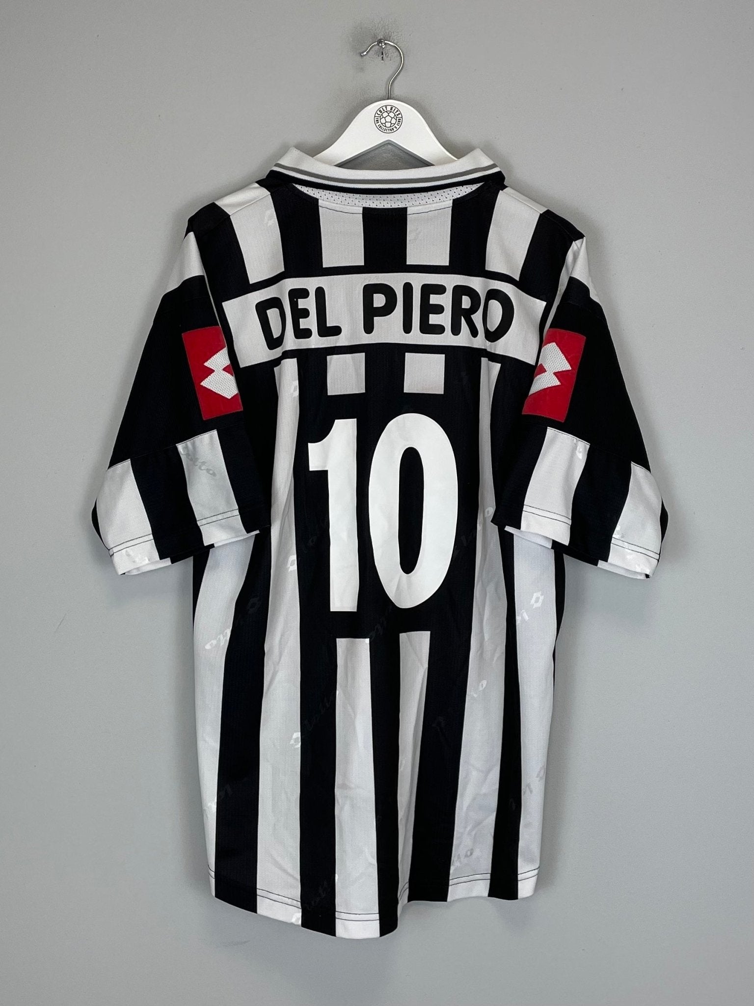 Shop 2001/02 JUVENTUS DEL PIERO #10 HOME SHIRT (L) LOTTO, classic football shirts, vintage football shirts & retro soccer jerseys at Cult Kits