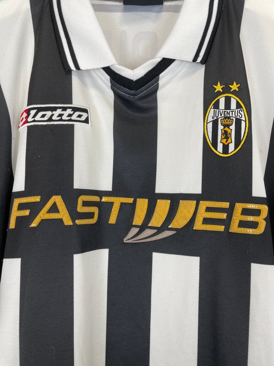2001/02 JUVENTUS DEL PIERO 10 HOME SHIRT (L) LOTTO - Cult Kits - Large - Buy Vintage Football Shirts, Authentic Retro Football Shirts For Sale, Classic Football Shirts & Soccer Jersey