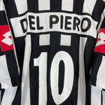 Shop 2001/02 JUVENTUS DEL PIERO #10 HOME SHIRT (L) LOTTO, classic football shirts, vintage football shirts & retro soccer jerseys at Cult Kits