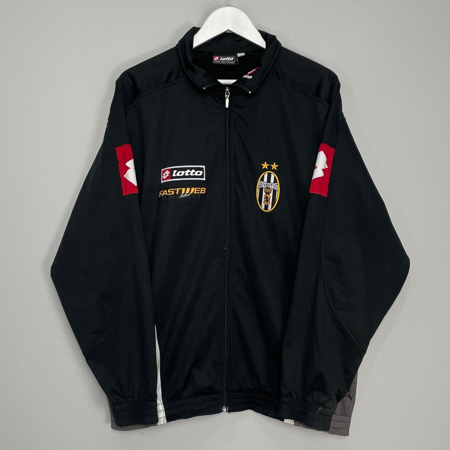 Shop 2001/02 JUVENTUS TRACK JACKET (XL) LOTTO, classic football shirts, vintage football shirts & retro soccer jerseys at Cult Kits