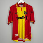 Shop 2001/02 LECCE HOME SHIRT (L) ASICS, classic football shirts, vintage football shirts & retro soccer jerseys at Cult Kits