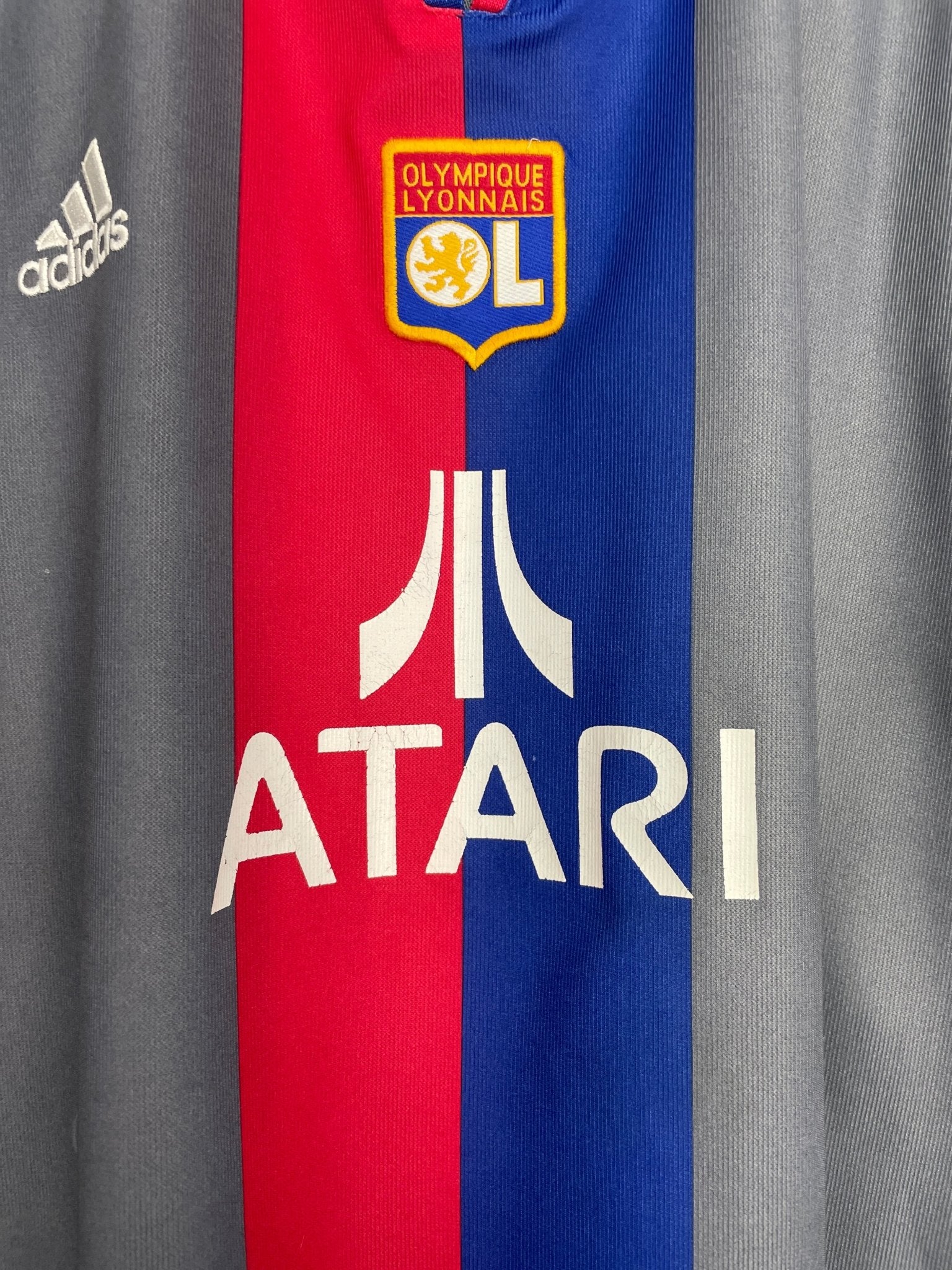 Shop 2001/02 LYON THIRD SHIRT (XL) ADIDAS, classic football shirts, vintage football shirts & retro soccer jerseys at Cult Kits