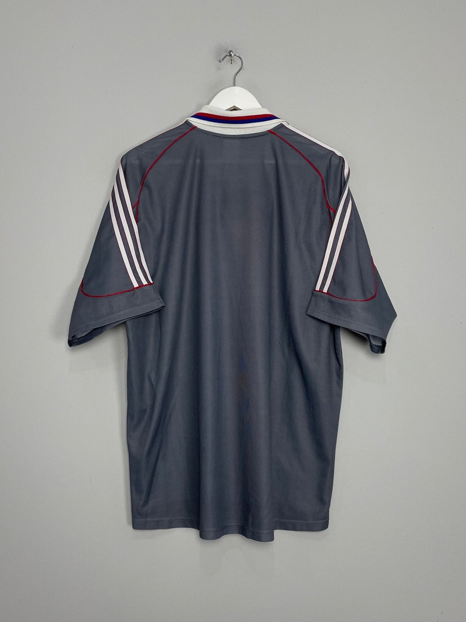 Shop 2001/02 LYON THIRD SHIRT (XL) ADIDAS, classic football shirts, vintage football shirts & retro soccer jerseys at Cult Kits
