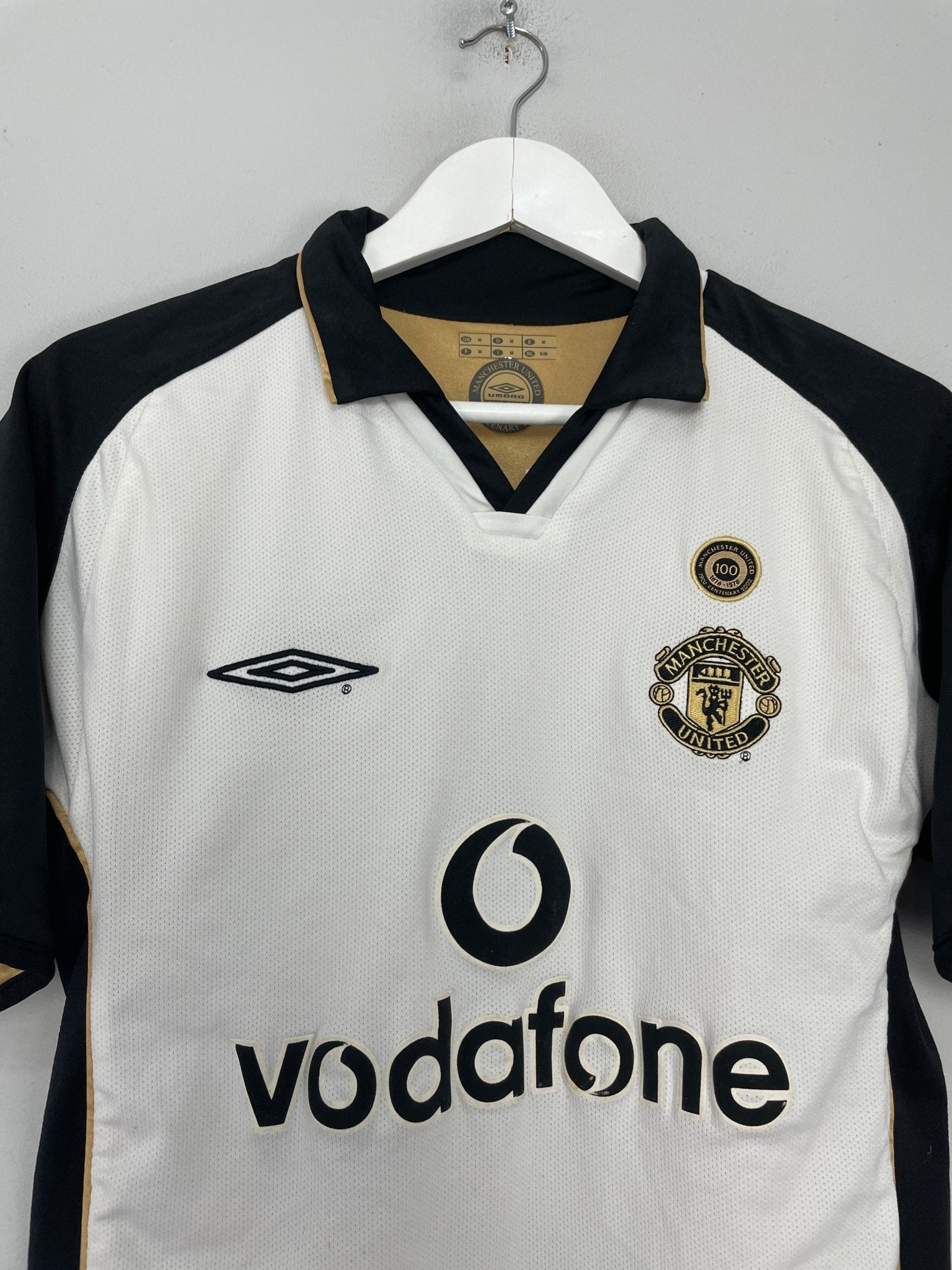 Shop 2001/02 MANCHESTER UNITED BECKHAM #7 *CENTENARY* AWAY/THIRD SHIRT (M) UMBRO, classic football shirts, vintage football shirts & retro soccer jerseys at Cult Kits