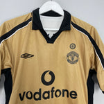 Shop 2001/02 MANCHESTER UNITED BECKHAM #7 *CENTENARY* AWAY/THIRD SHIRT (M) UMBRO, classic football shirts, vintage football shirts & retro soccer jerseys at Cult Kits