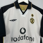 Shop 2001/02 MANCHESTER UNITED BECKHAM #7 *CENTENARY* AWAY/THIRD SHIRT (M) UMBRO, classic football shirts, vintage football shirts & retro soccer jerseys at Cult Kits