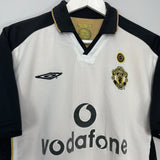 Shop 2001/02 MANCHESTER UNITED BECKHAM #7 *CENTENARY* AWAY/THIRD SHIRT (M) UMBRO, classic football shirts, vintage football shirts & retro soccer jerseys at Cult Kits