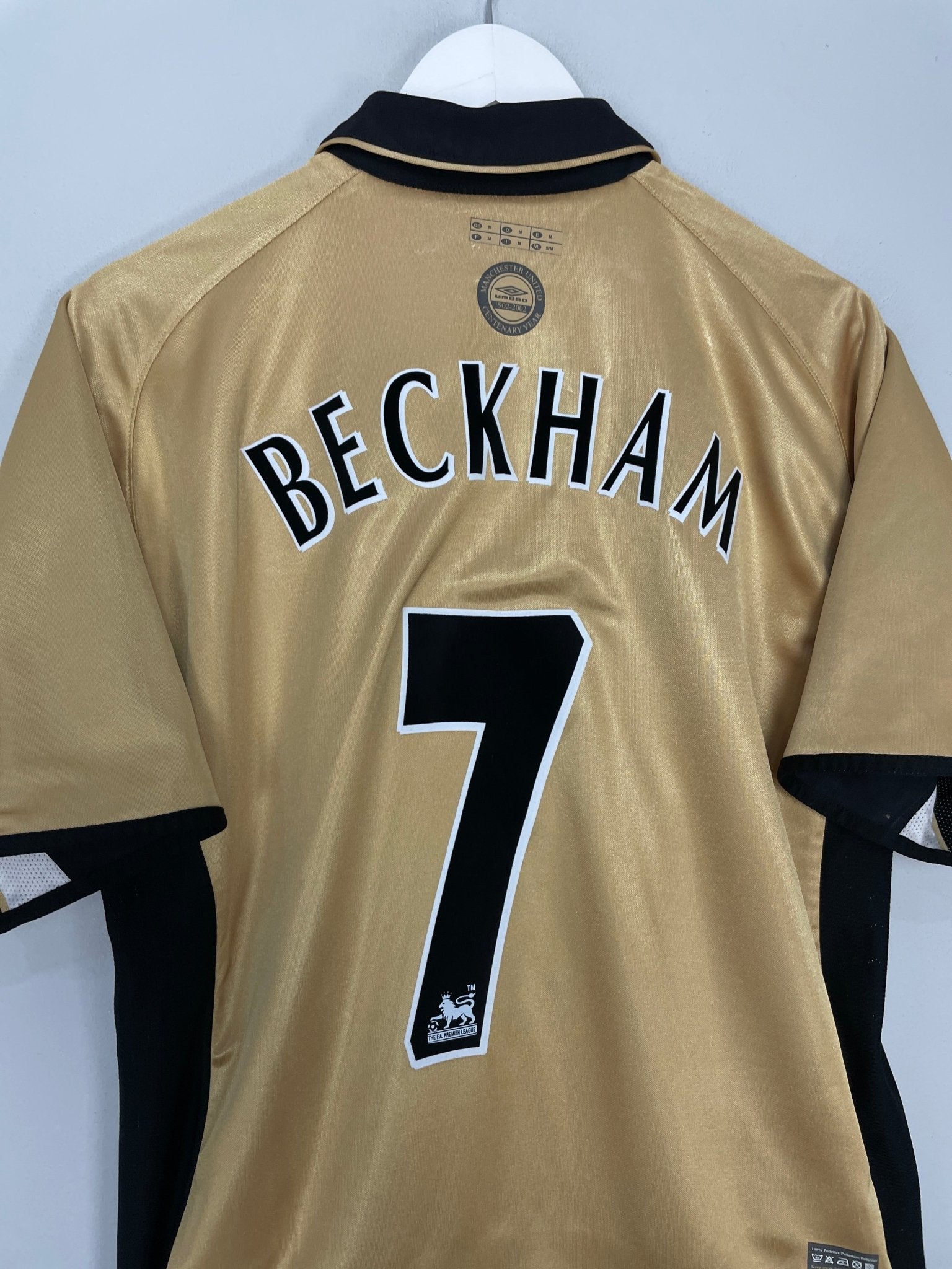 Shop 2001/02 MANCHESTER UNITED BECKHAM #7 *CENTENARY* AWAY/THIRD SHIRT (M) UMBRO, classic football shirts, vintage football shirts & retro soccer jerseys at Cult Kits