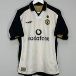 Shop 2001/02 MANCHESTER UNITED BECKHAM #7 *CENTENARY* AWAY/THIRD SHIRT (M) UMBRO, classic football shirts, vintage football shirts & retro soccer jerseys at Cult Kits