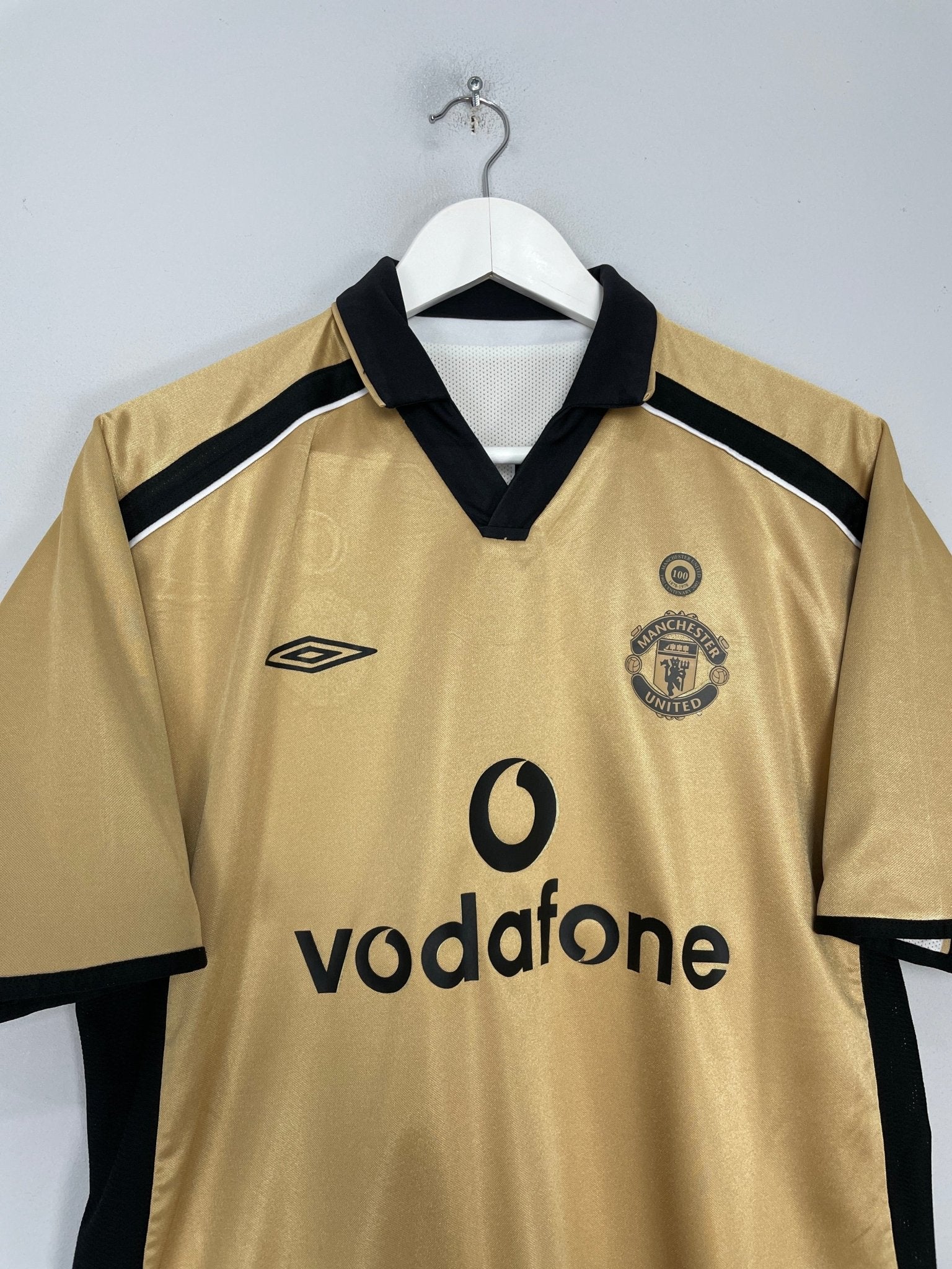Shop 2001/02 MANCHESTER UNITED BECKHAM #7 *CENTENARY* AWAY/THIRD SHIRT (M) UMBRO, classic football shirts, vintage football shirts & retro soccer jerseys at Cult Kits