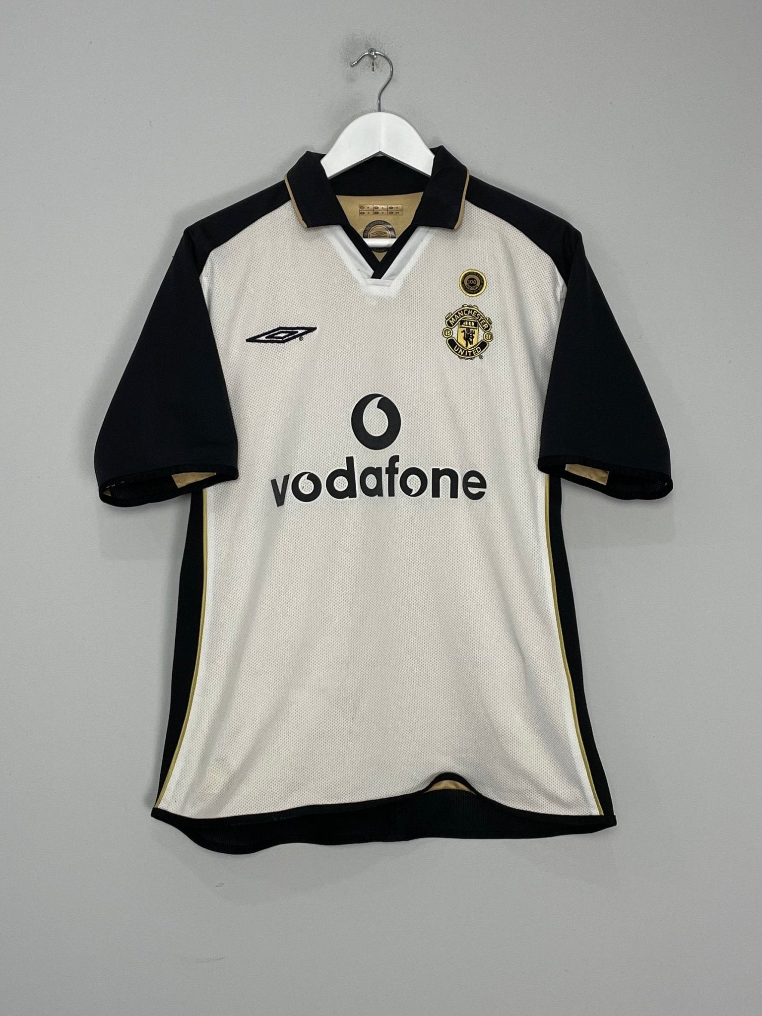 Shop 2001/02 MANCHESTER UNITED BECKHAM #7 *CENTENARY* AWAY/THIRD SHIRT (M) UMBRO, classic football shirts, vintage football shirts & retro soccer jerseys at Cult Kits