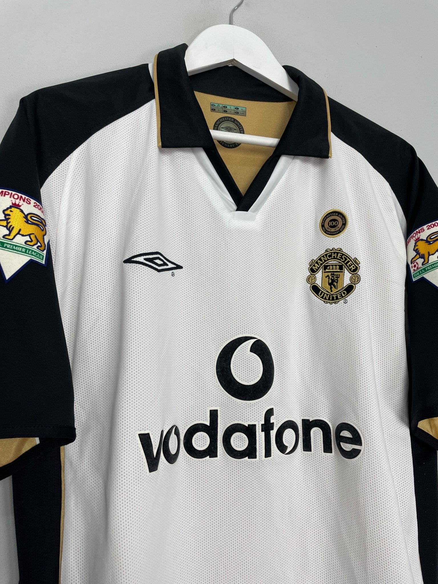 Shop 2001/02 MANCHESTER UNITED BECKHAM #7 CENTENARY AWAY/THIRD SHIRT (XL) UMBRO, classic football shirts, vintage football shirts & retro soccer jerseys at Cult Kits