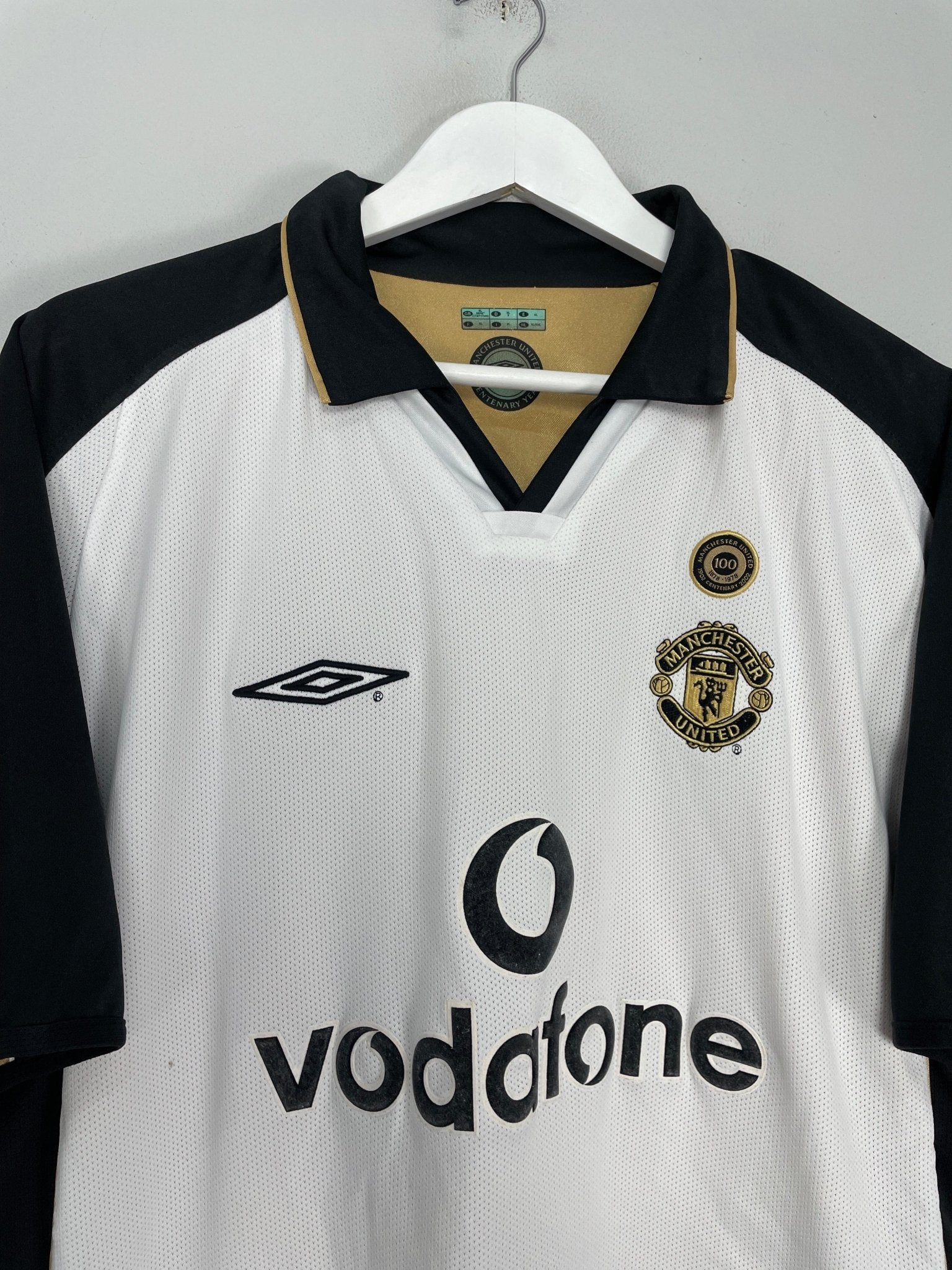 Shop 2001/02 MANCHESTER UNITED BECKHAM #7 *CENTENARY* AWAY/THIRD SHIRT (XL) UMBRO, classic football shirts, vintage football shirts & retro soccer jerseys at Cult Kits