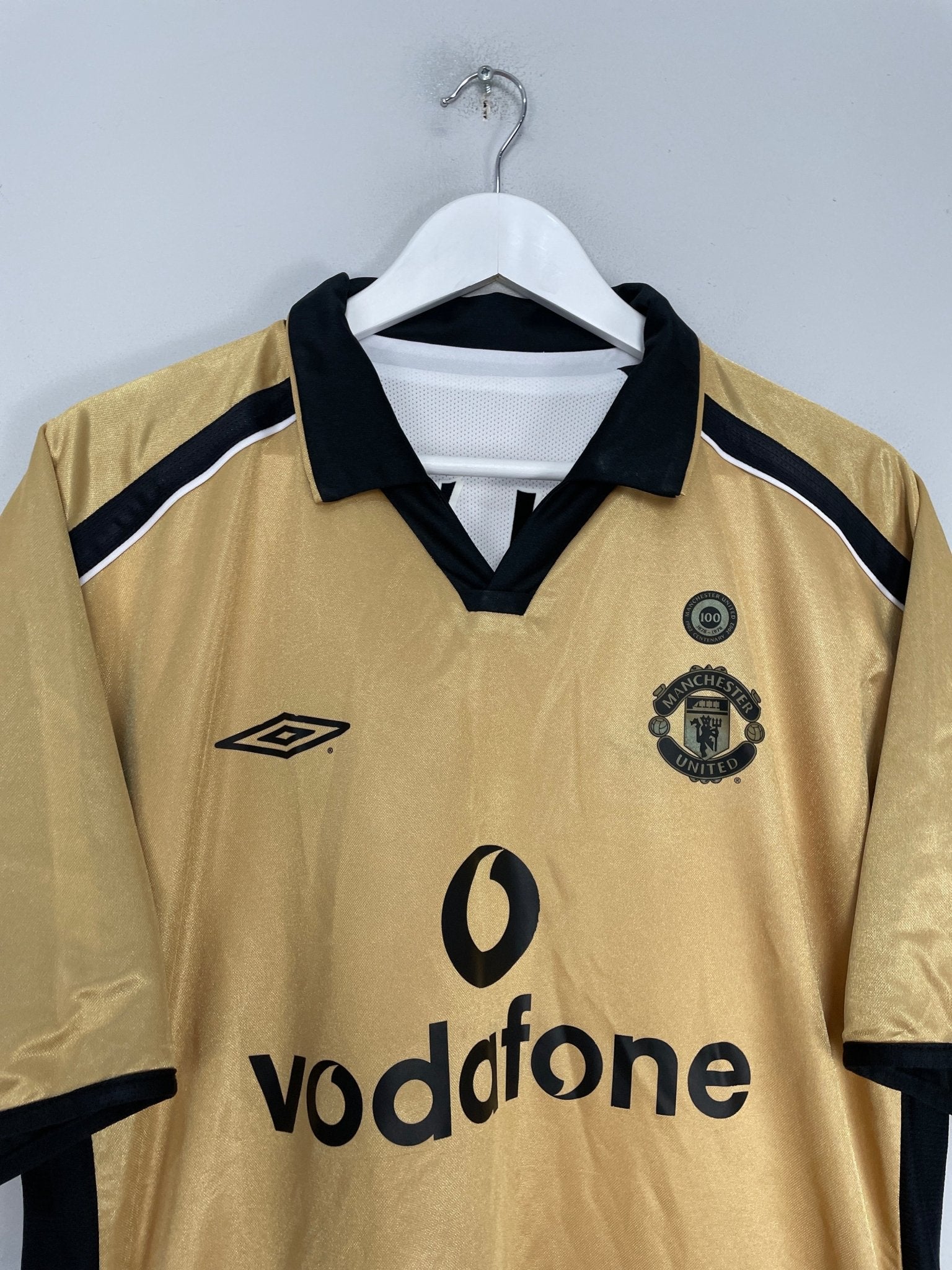 Shop 2001/02 MANCHESTER UNITED BECKHAM #7 *CENTENARY* AWAY/THIRD SHIRT (XL) UMBRO, classic football shirts, vintage football shirts & retro soccer jerseys at Cult Kits