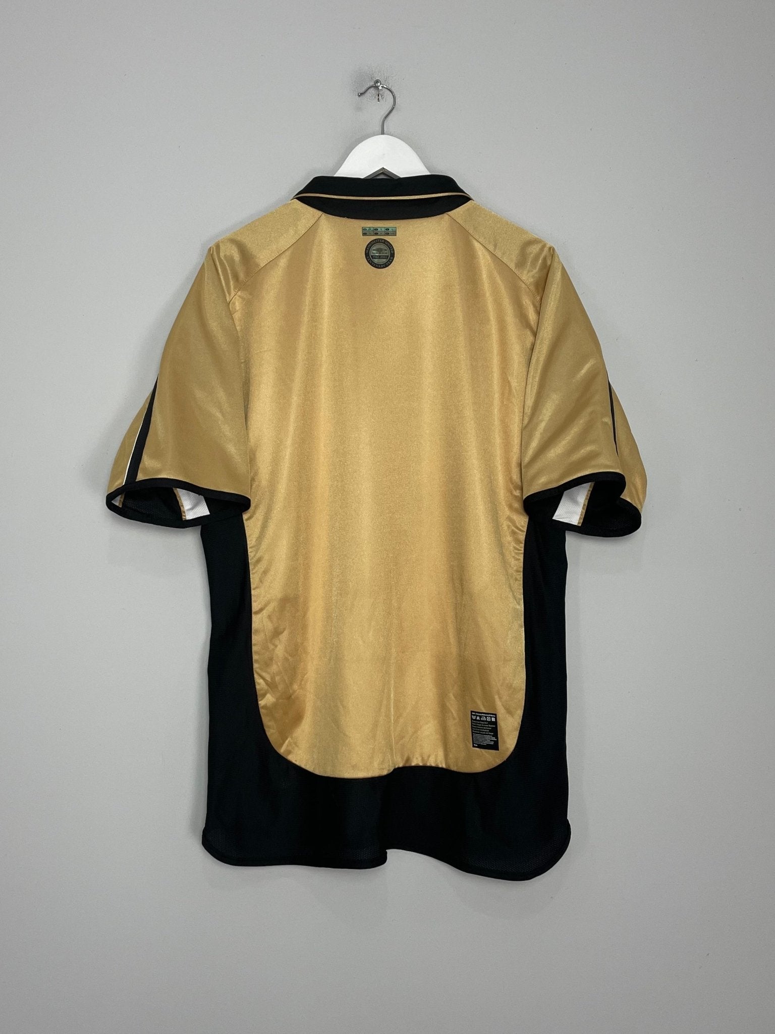 Shop 2001/02 MANCHESTER UNITED BECKHAM #7 CENTENARY AWAY/THIRD SHIRT (XL) UMBRO, classic football shirts, vintage football shirts & retro soccer jerseys at Cult Kits