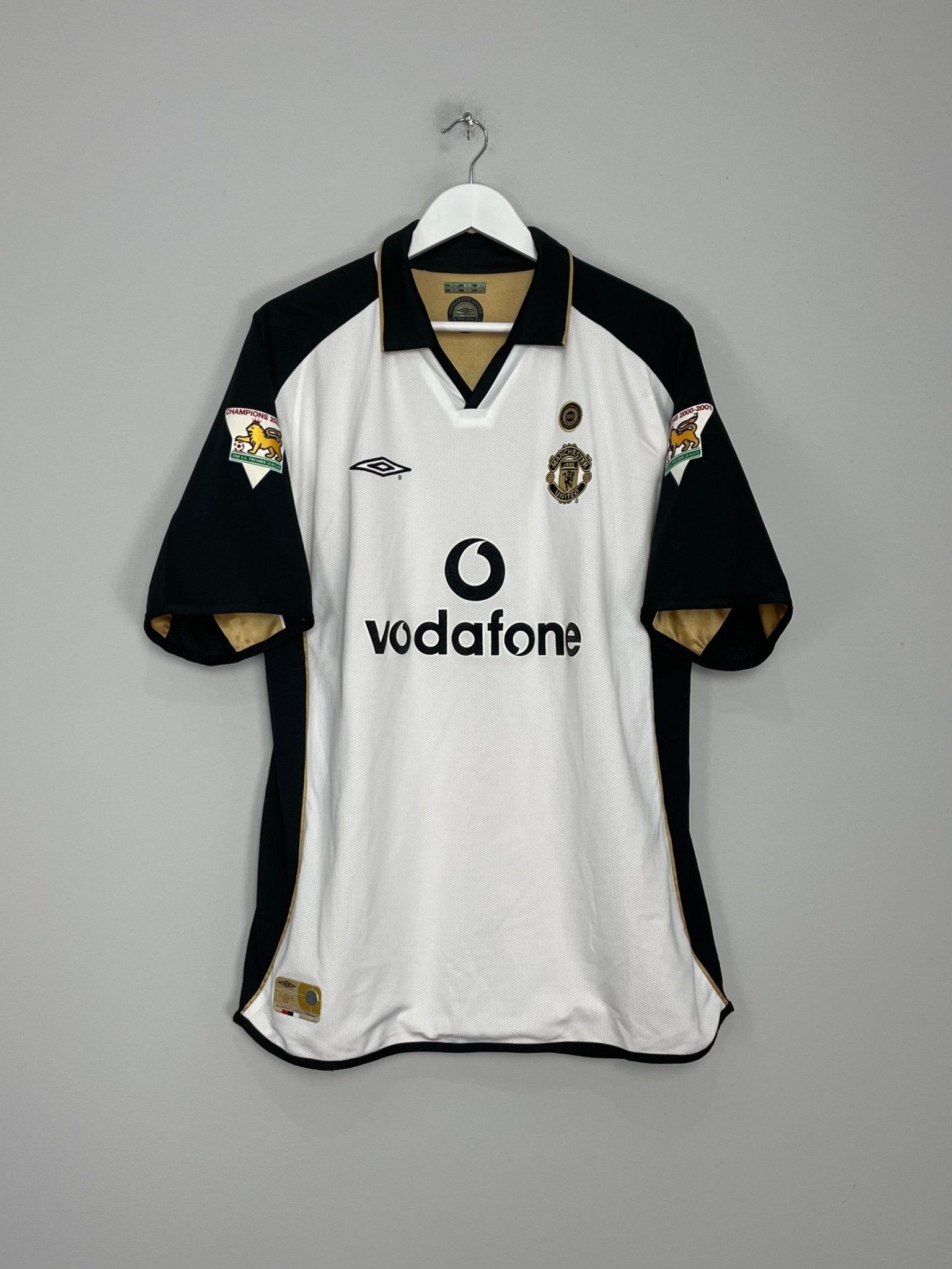 Shop 2001/02 MANCHESTER UNITED BECKHAM #7 CENTENARY AWAY/THIRD SHIRT (XL) UMBRO, classic football shirts, vintage football shirts & retro soccer jerseys at Cult Kits