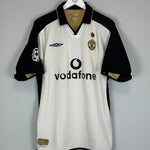 Shop 2001/02 MANCHESTER UNITED BECKHAM #7 C/L AWAY/THIRD CENTENARY SHIRT (XL) UMBRO, classic football shirts, vintage football shirts & retro soccer jerseys at Cult Kits