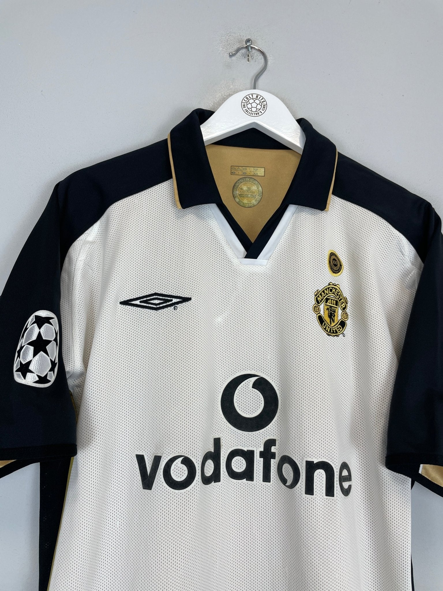 Shop 2001/02 MANCHESTER UNITED BECKHAM #7 C/L AWAY/THIRD CENTENARY SHIRT (XL) UMBRO, classic football shirts, vintage football shirts & retro soccer jerseys at Cult Kits
